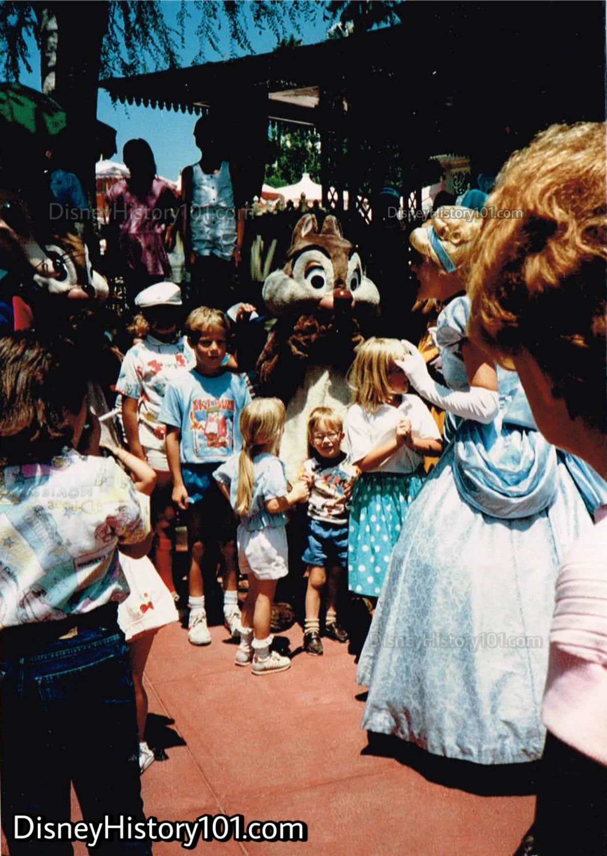 THE PLAZA INN, Character Breakfasts