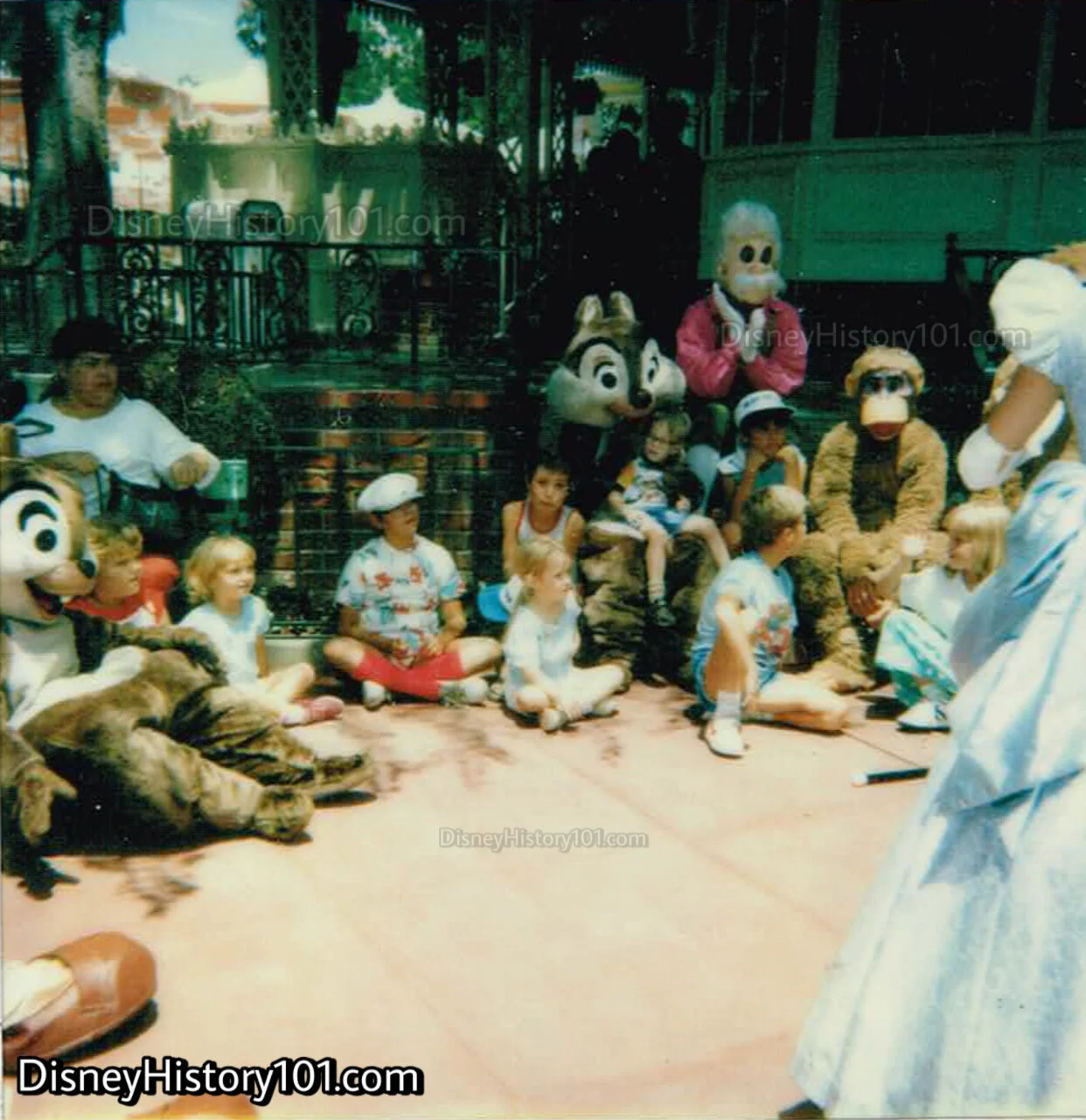THE PLAZA INN, Character Breakfasts