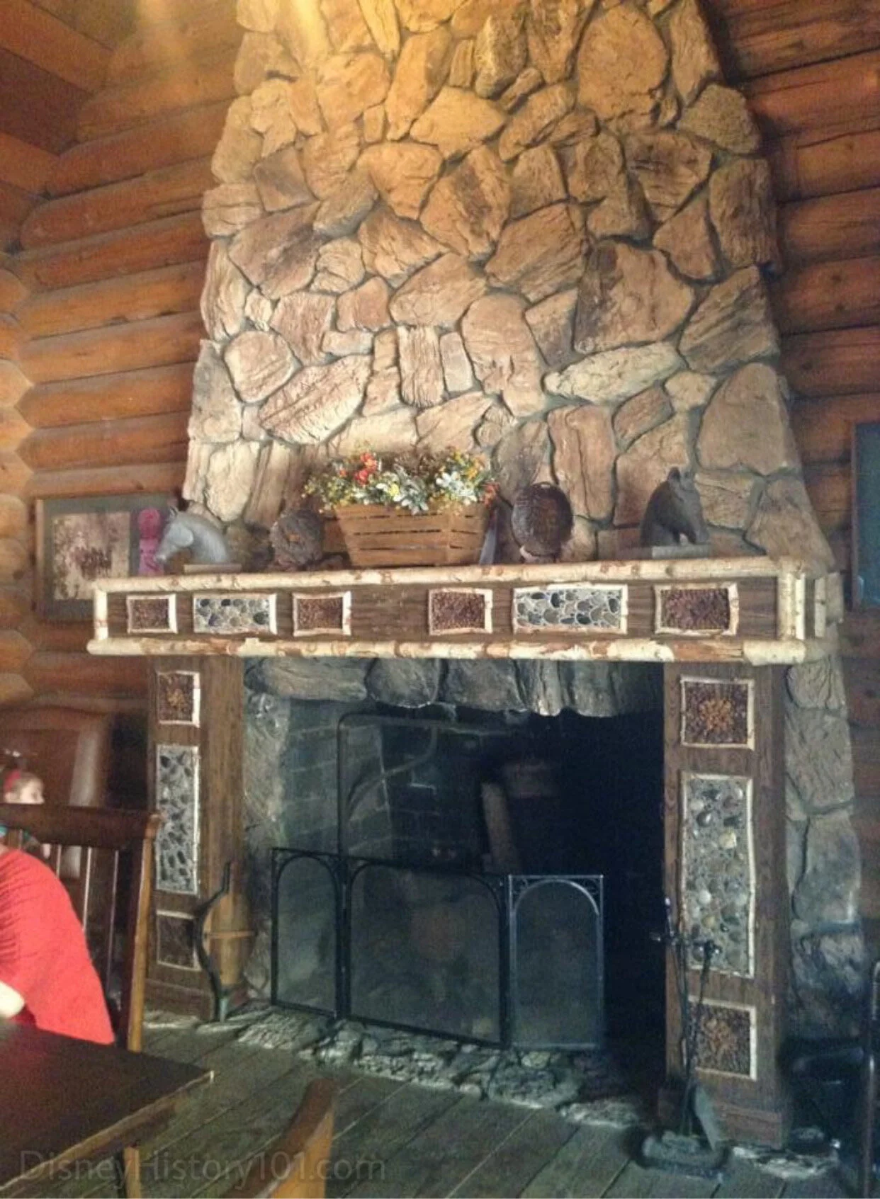  The Ranch House - Ms. Chris' Cabin