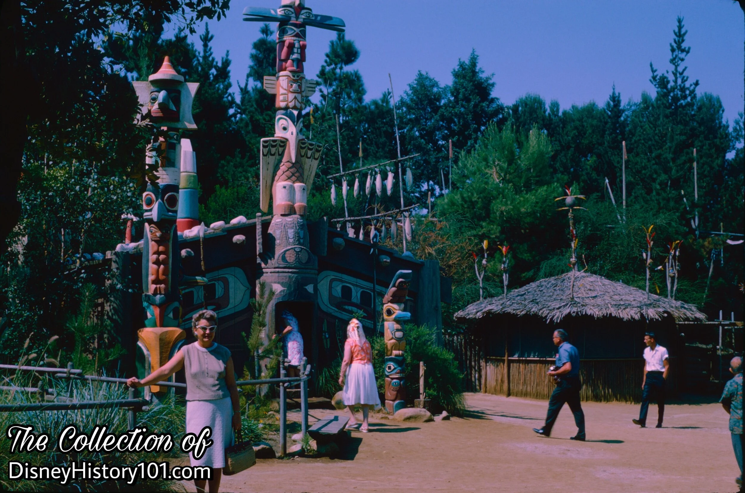 PACIFIC NORTHWEST WOOD PLANK HOUSE, (c. September, 1965)