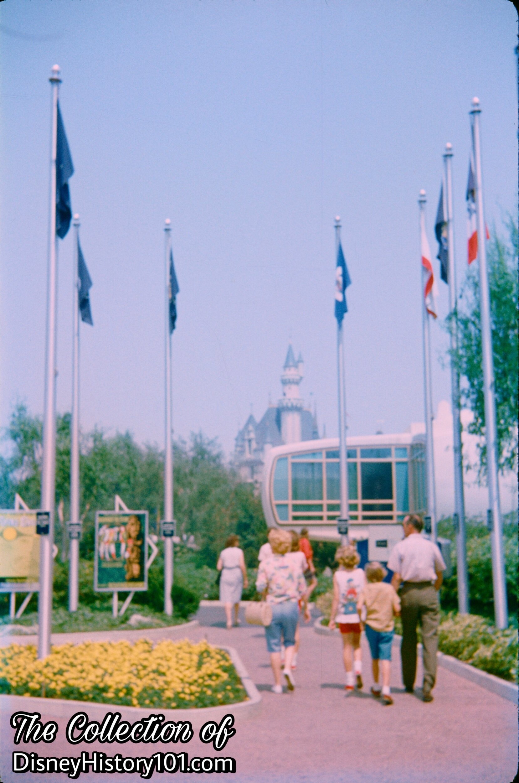 Monsanto’s Plastics House of the Future Entryway, (July, 1964)
