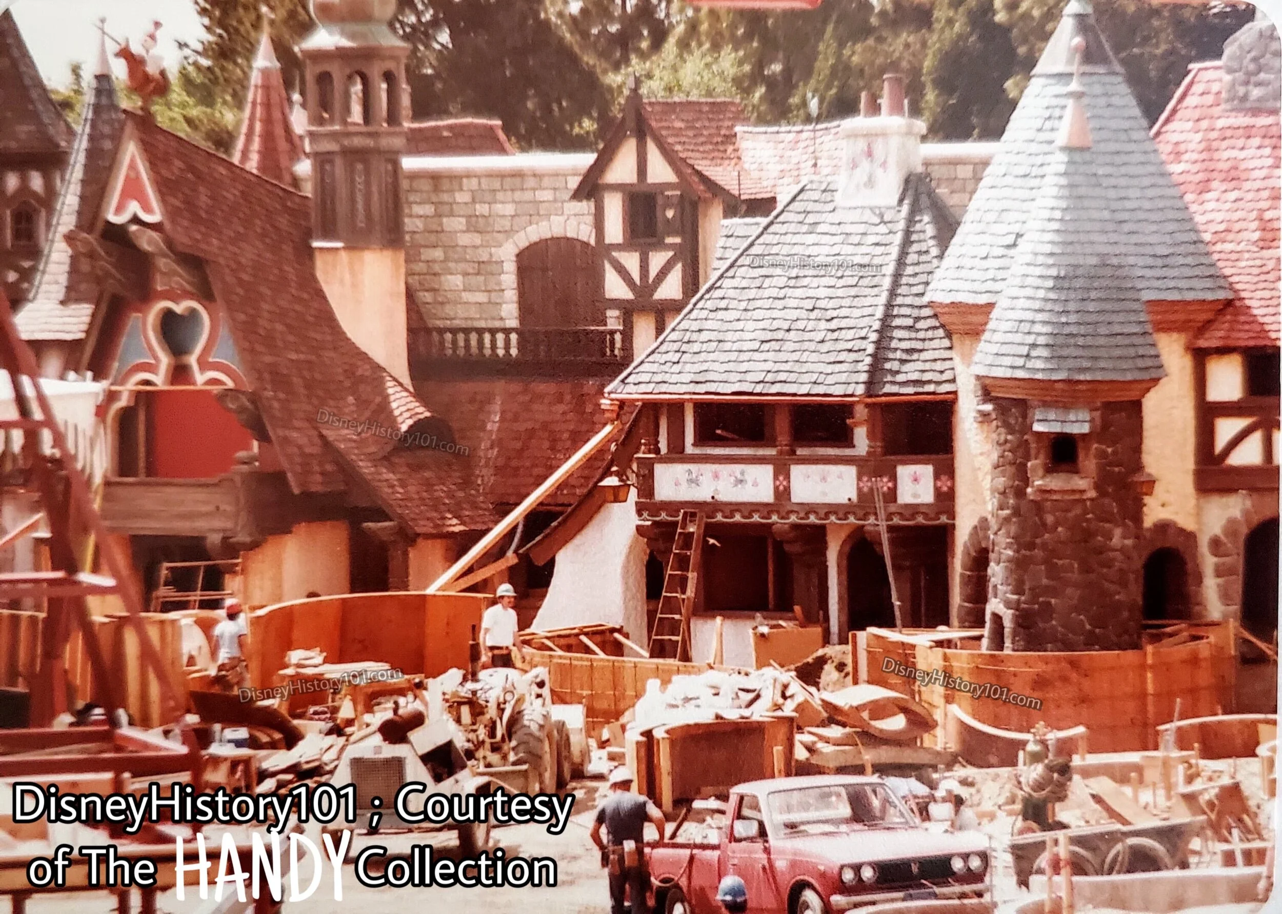 PINOCCHIO'S DARING JOURNEY and VILLAGE