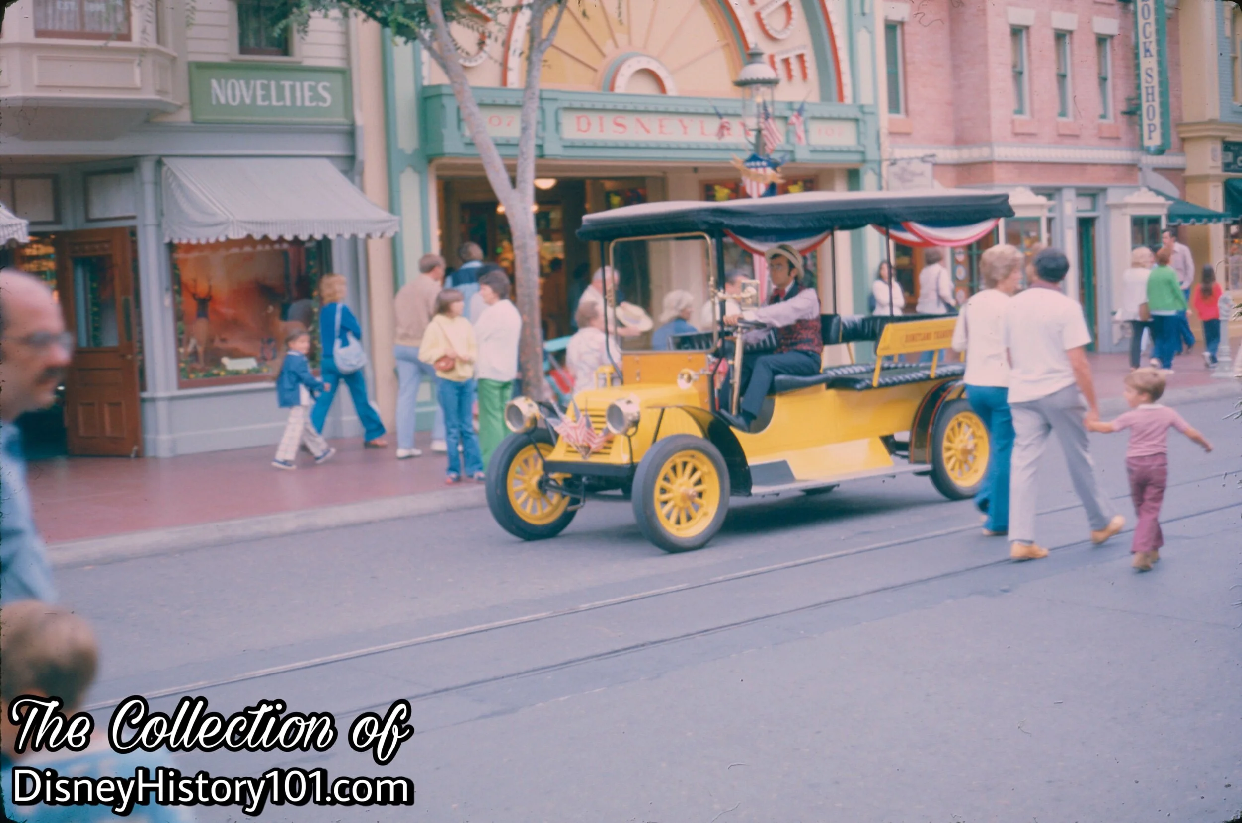 HORSELESS CARRIAGE - YELLOW, (August, 1975)