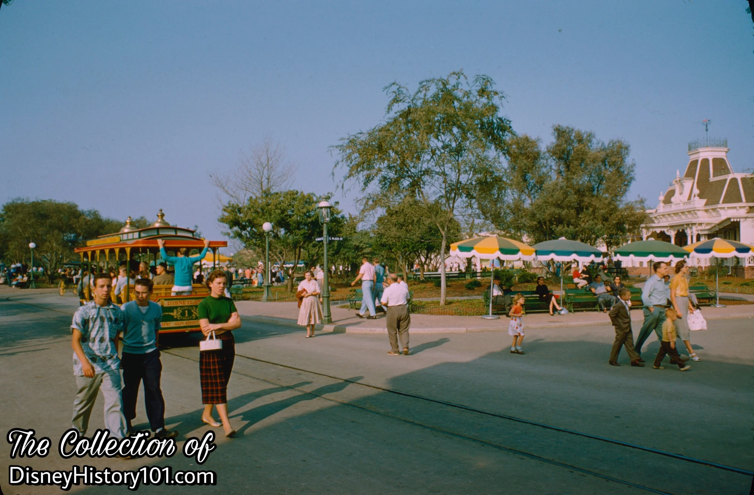 THE RED WAGON INN RESTAURANT