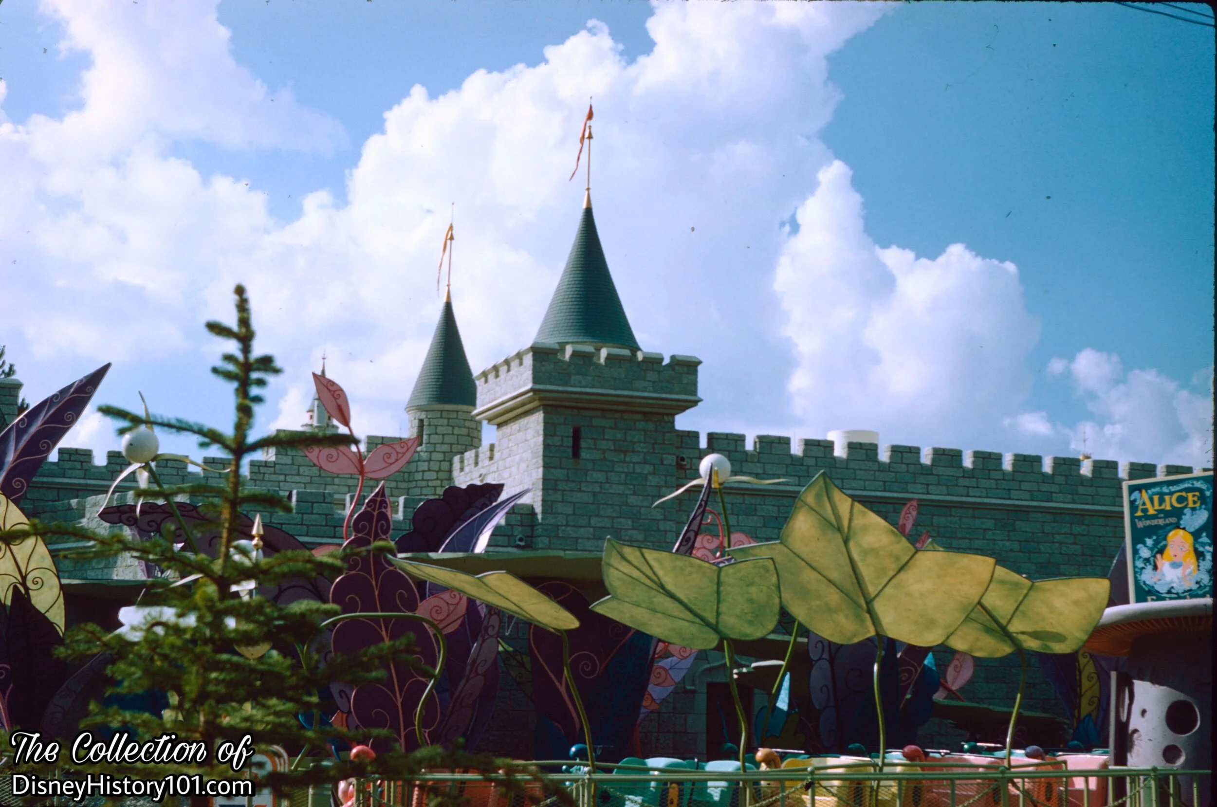 Alice in Wonderland Audience Waiting Area, (December 2, 1960)