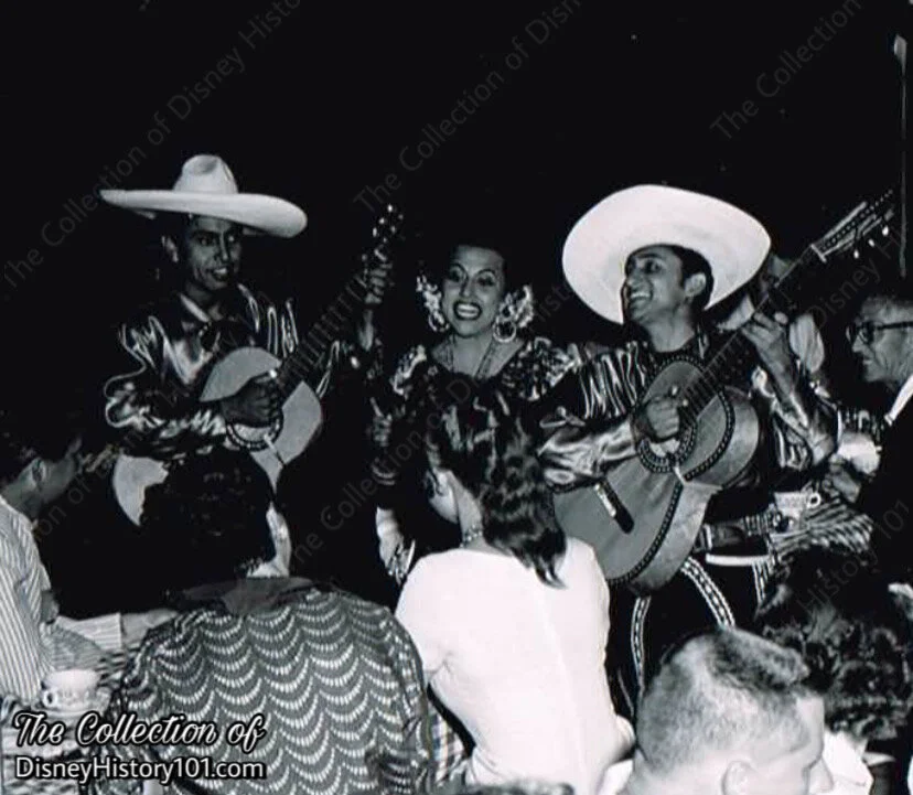 The Gonzalez Trio in Holidayland, (c. 1957-1961)