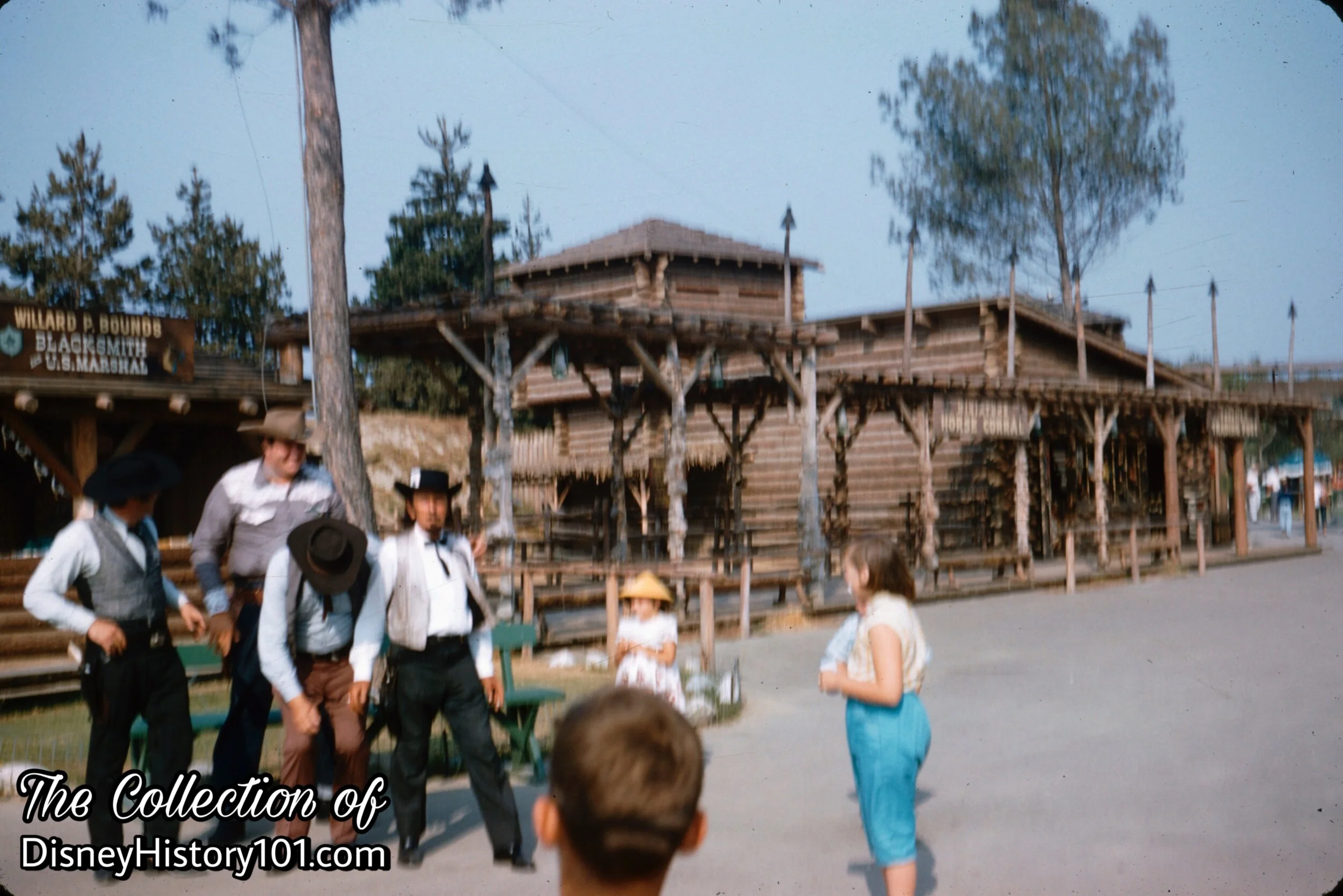Sheriff & Villain - Roaring Western Gun Battles occasionally reenact “six gun law.”