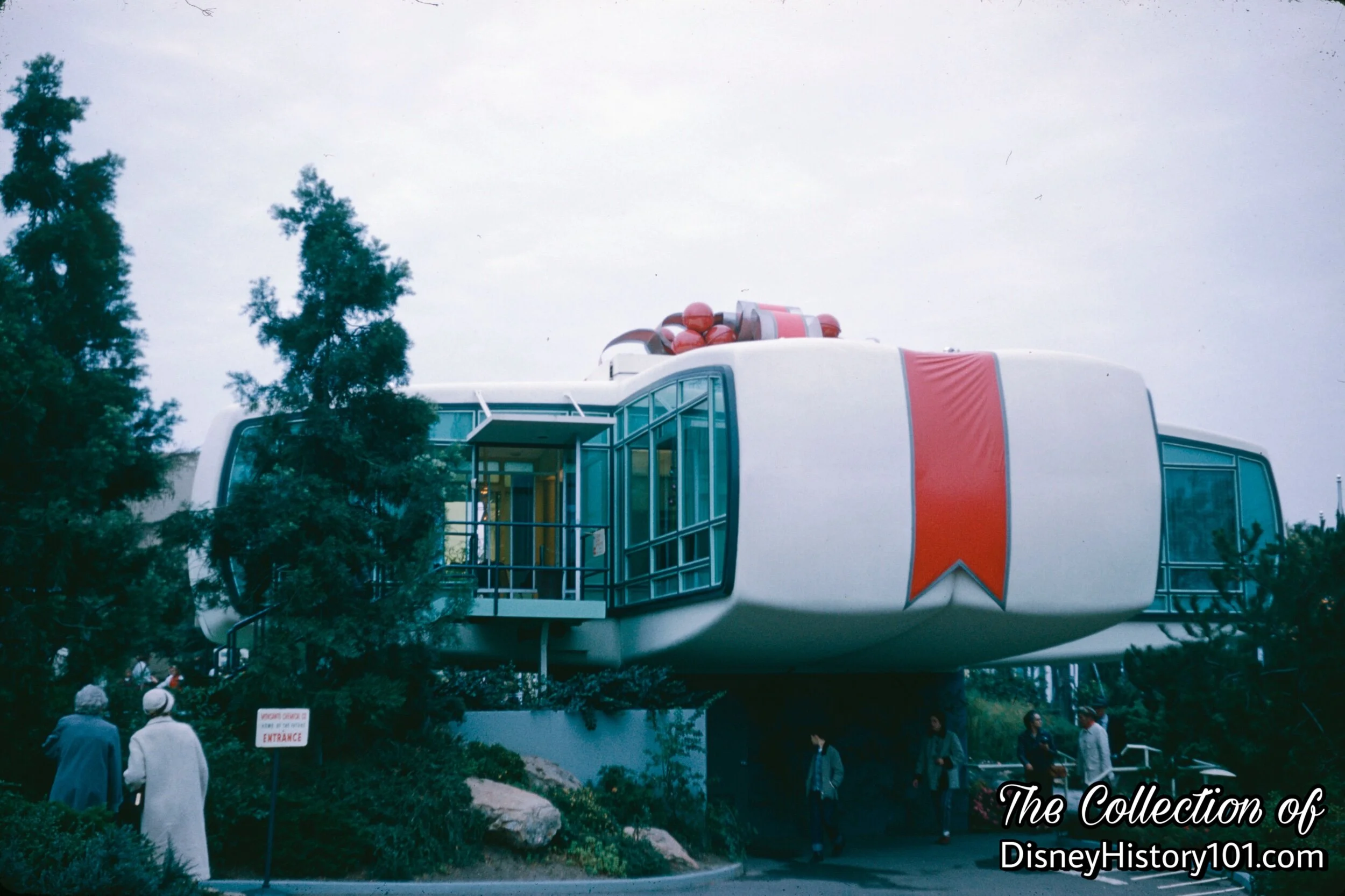 Monsanto’s Plastics House of the Future, all wrapped up for the holidays.