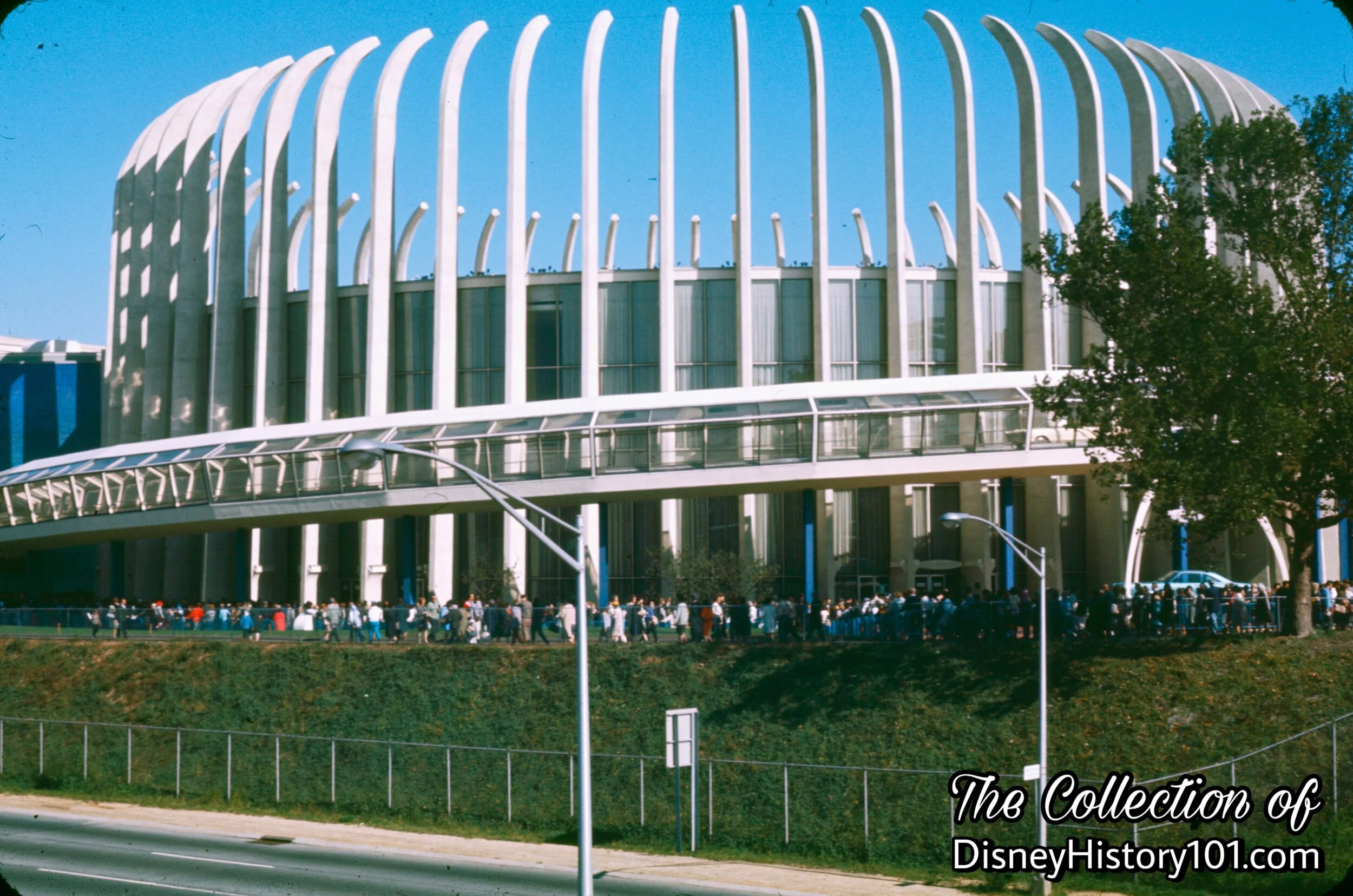 FORD Motors "Wonder Rotunda" Pavilion