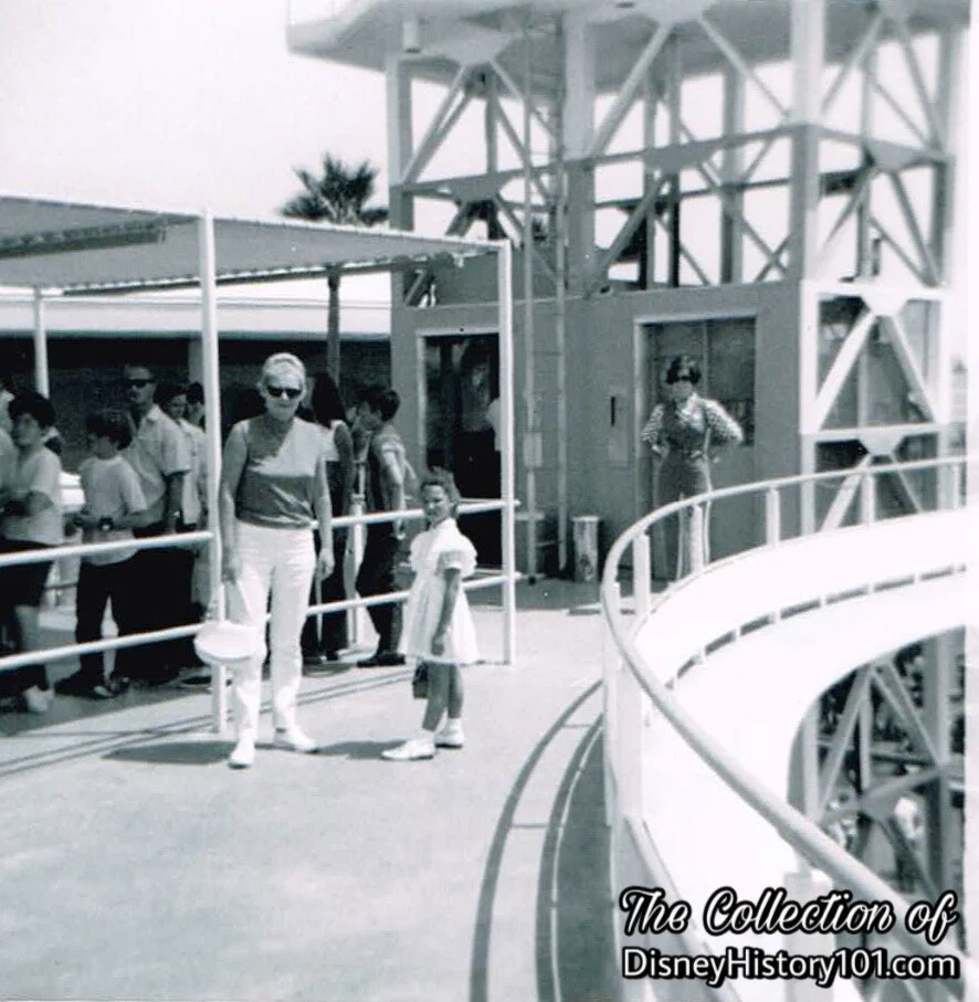Rocket Jets Space Platform and Guest Control queue area