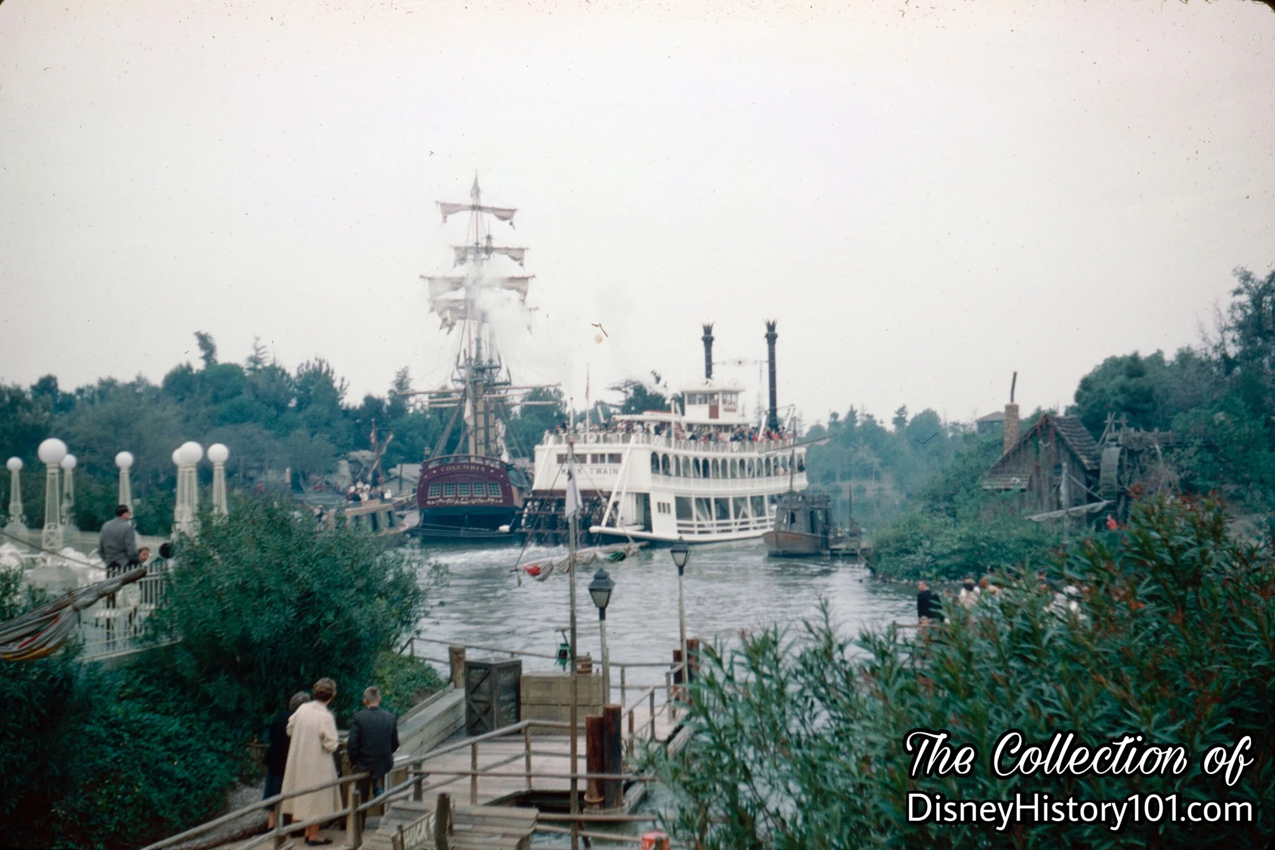 Rafts to Tom Sawyer Island