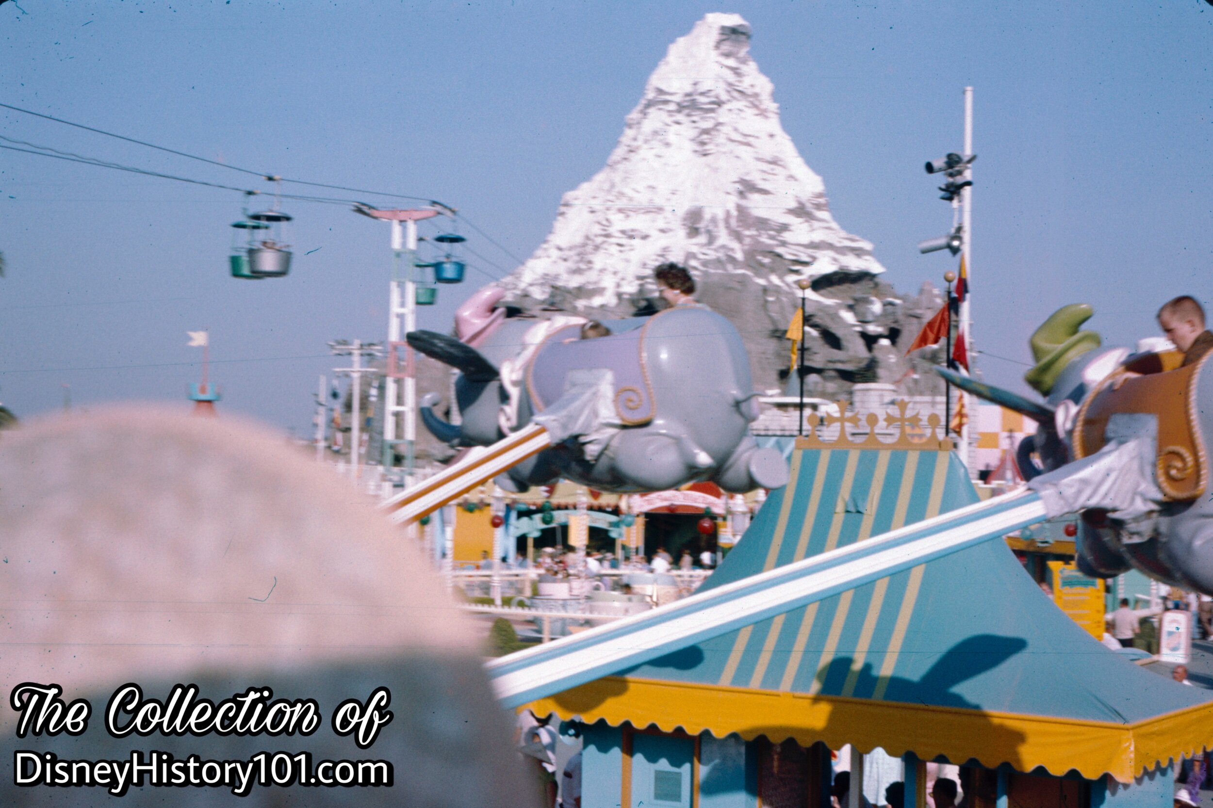 Dumbo Flying Elephants