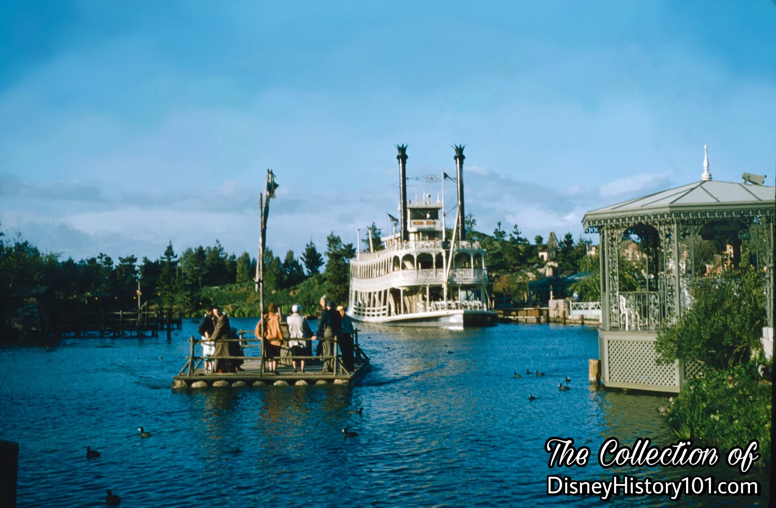 Raft to Tom Sawyer Island