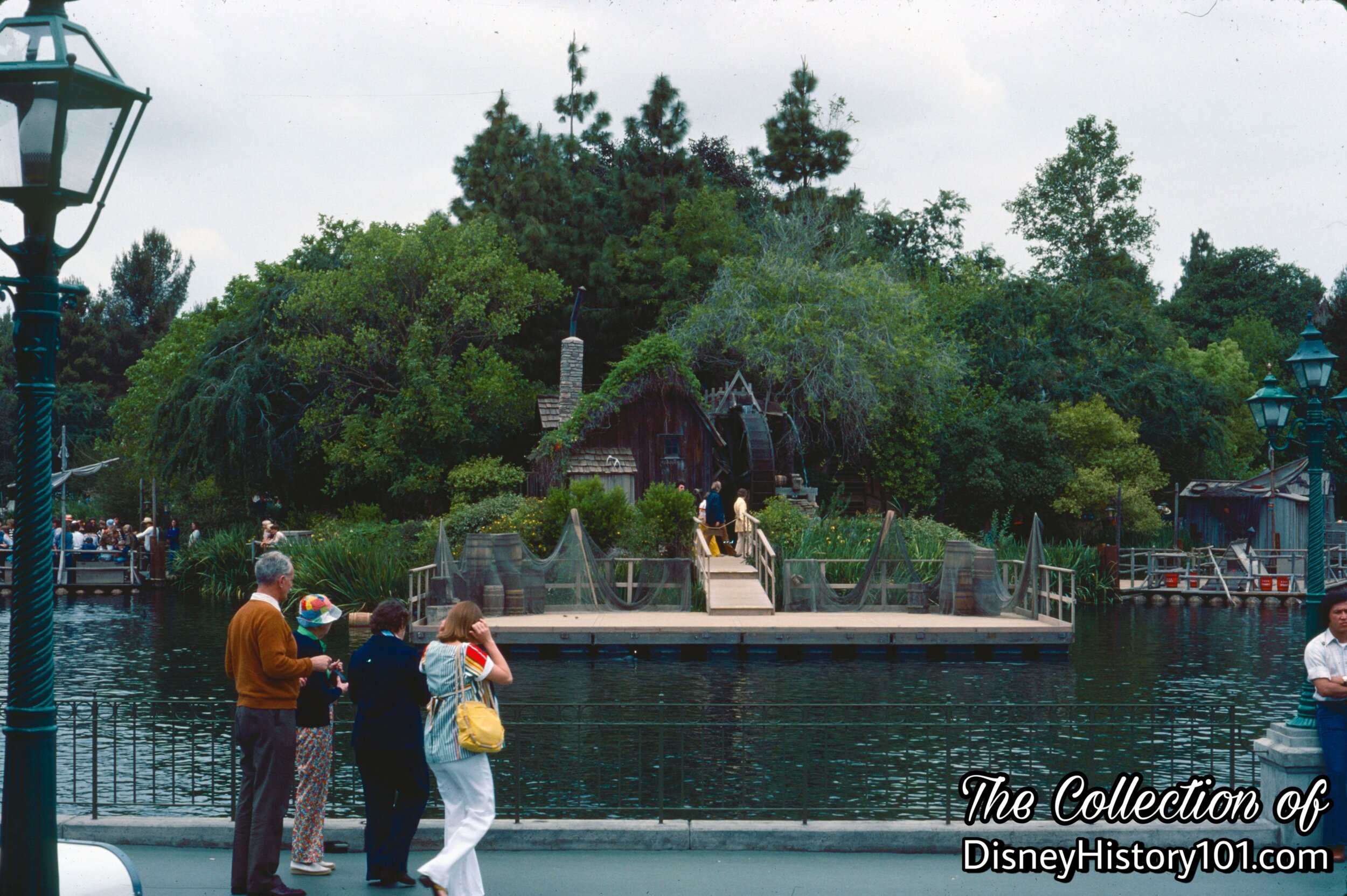 Tom Sawyer Island Stage