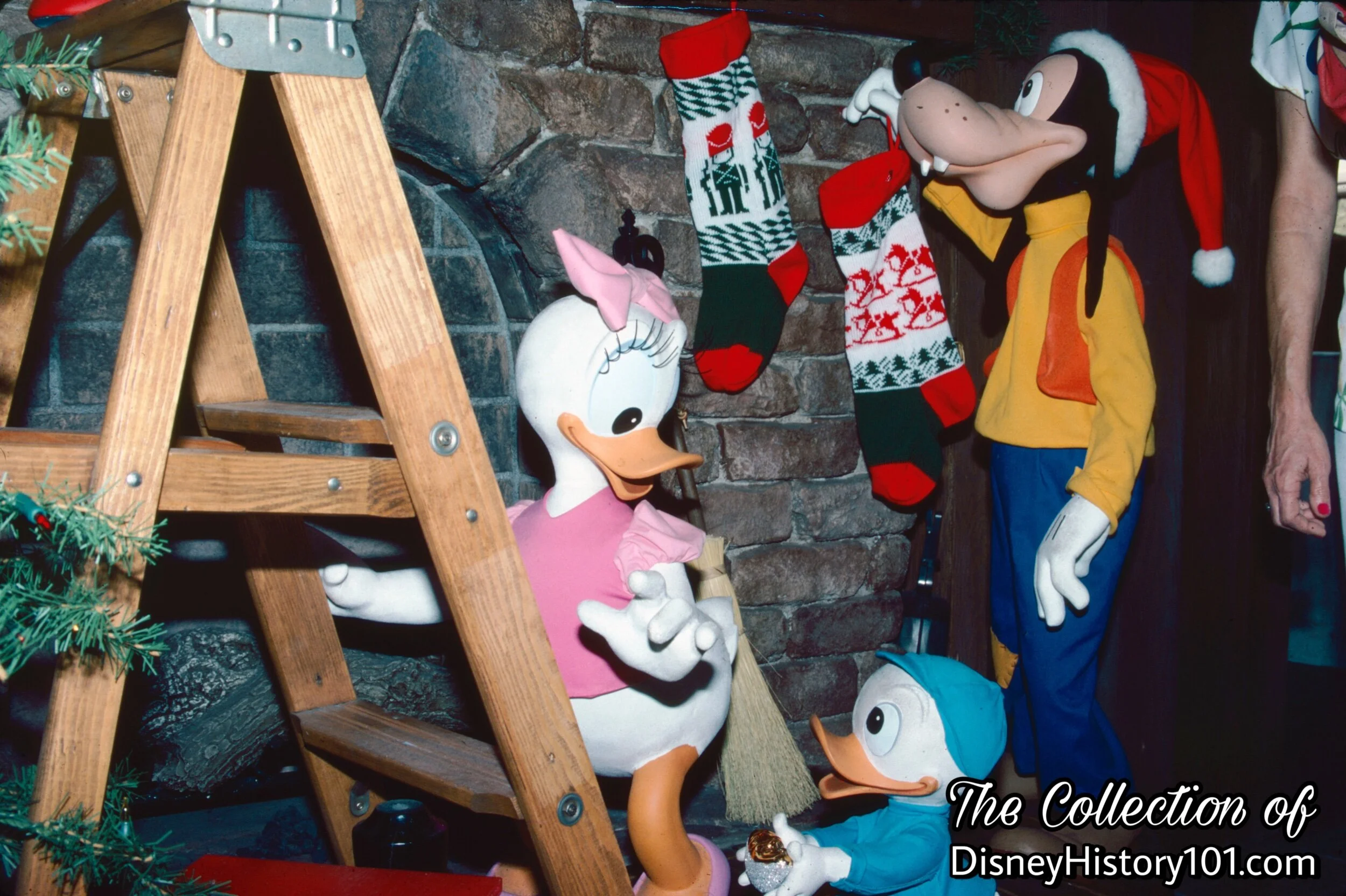 Sleeping Beauty Castle, Castle Christmas Shoppe
