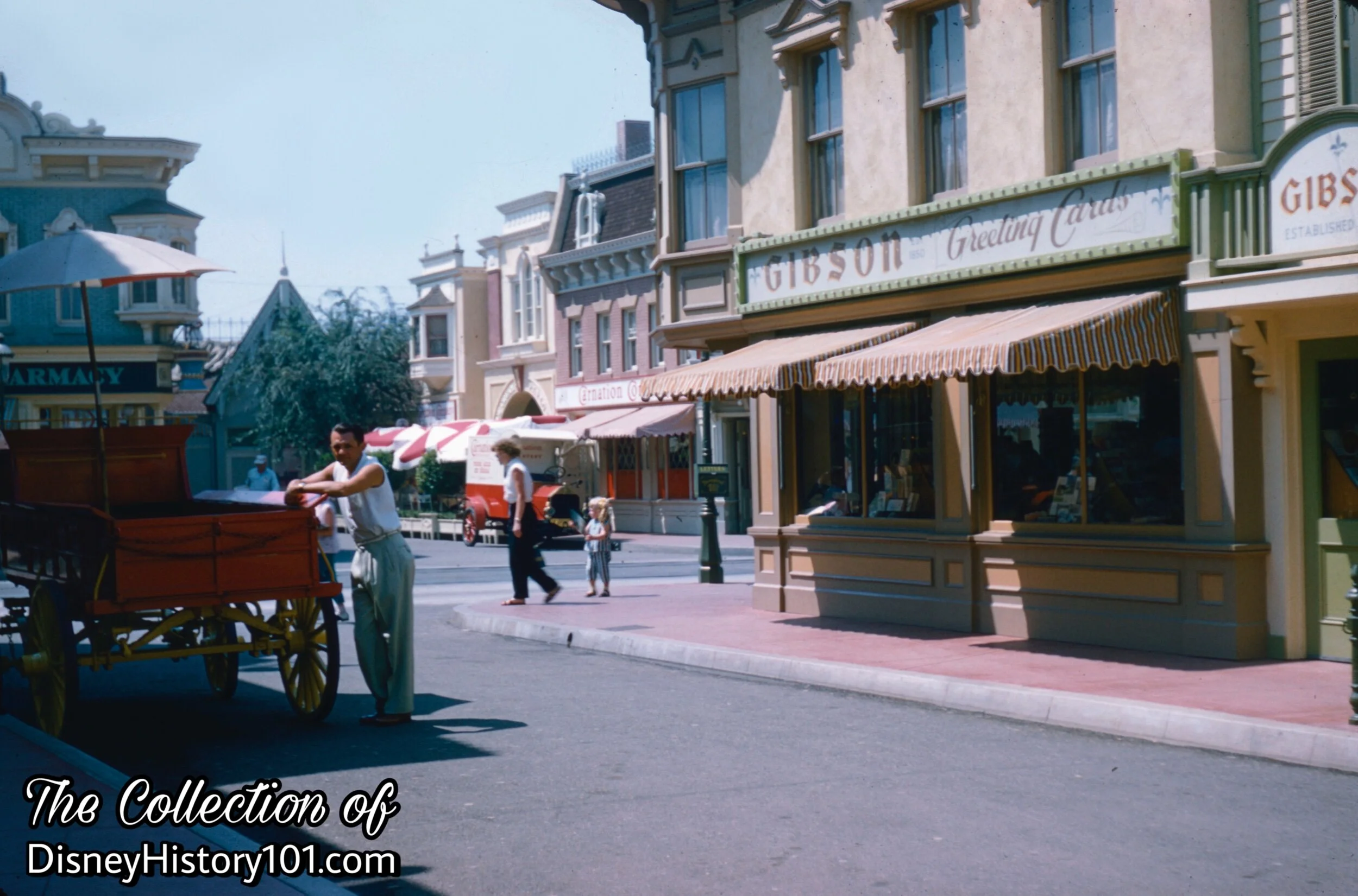 Swift & Company Wagon (Pictured Left)