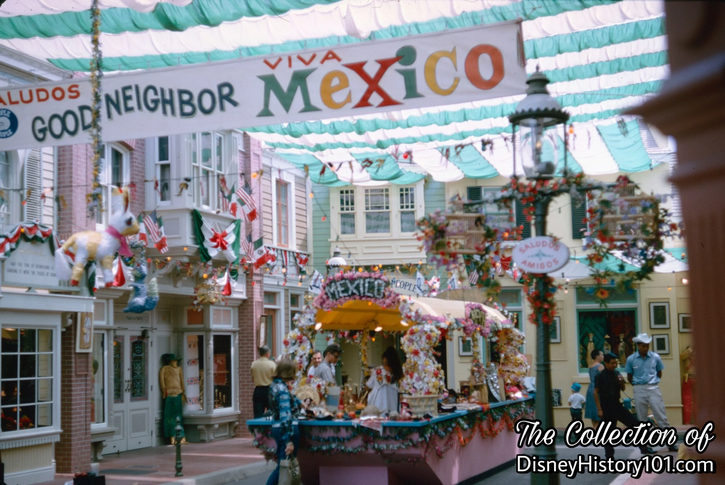 Festival Mexico, East Center Street