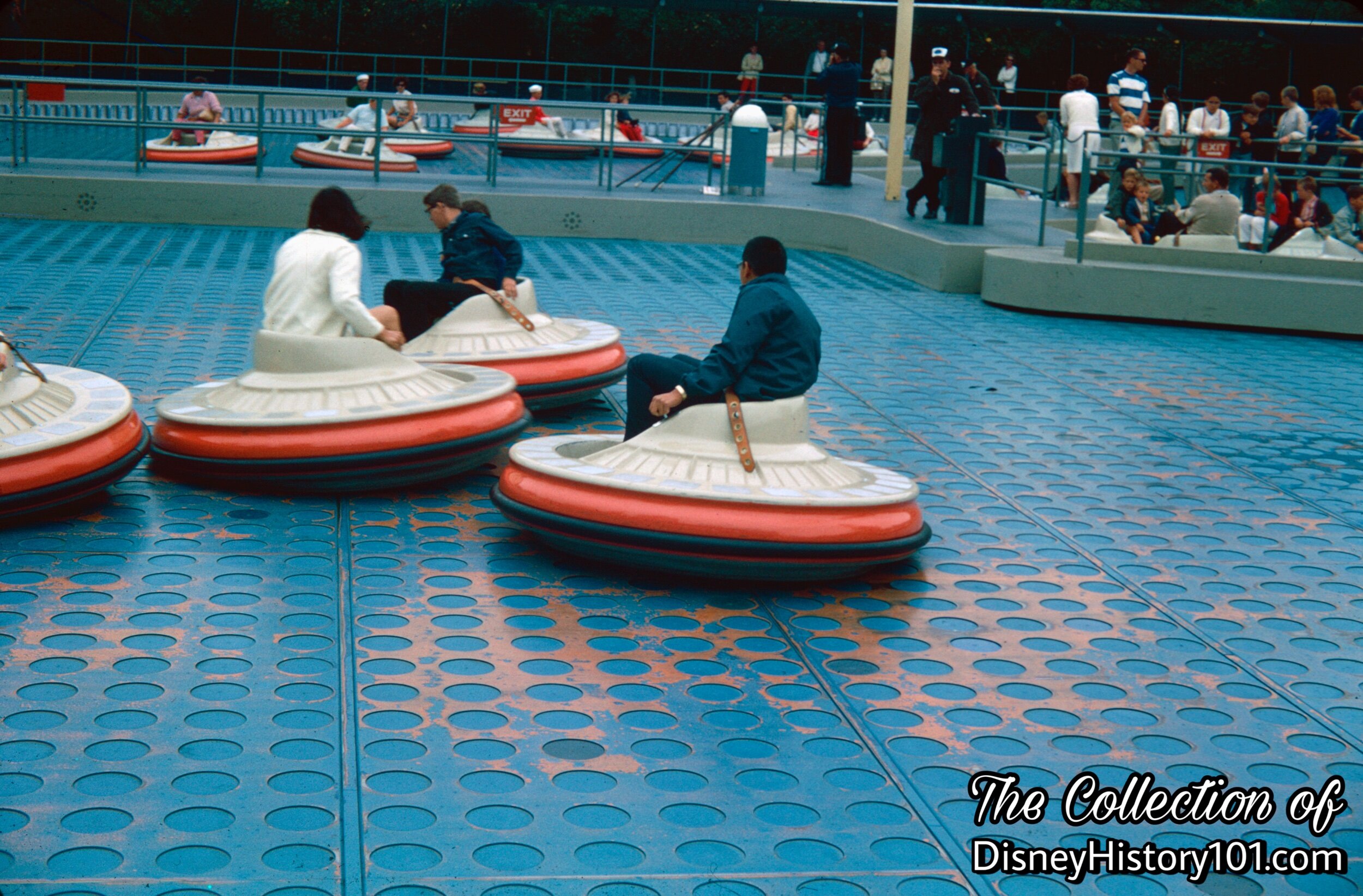 Flying Saucers at the Disneyland Spaceport