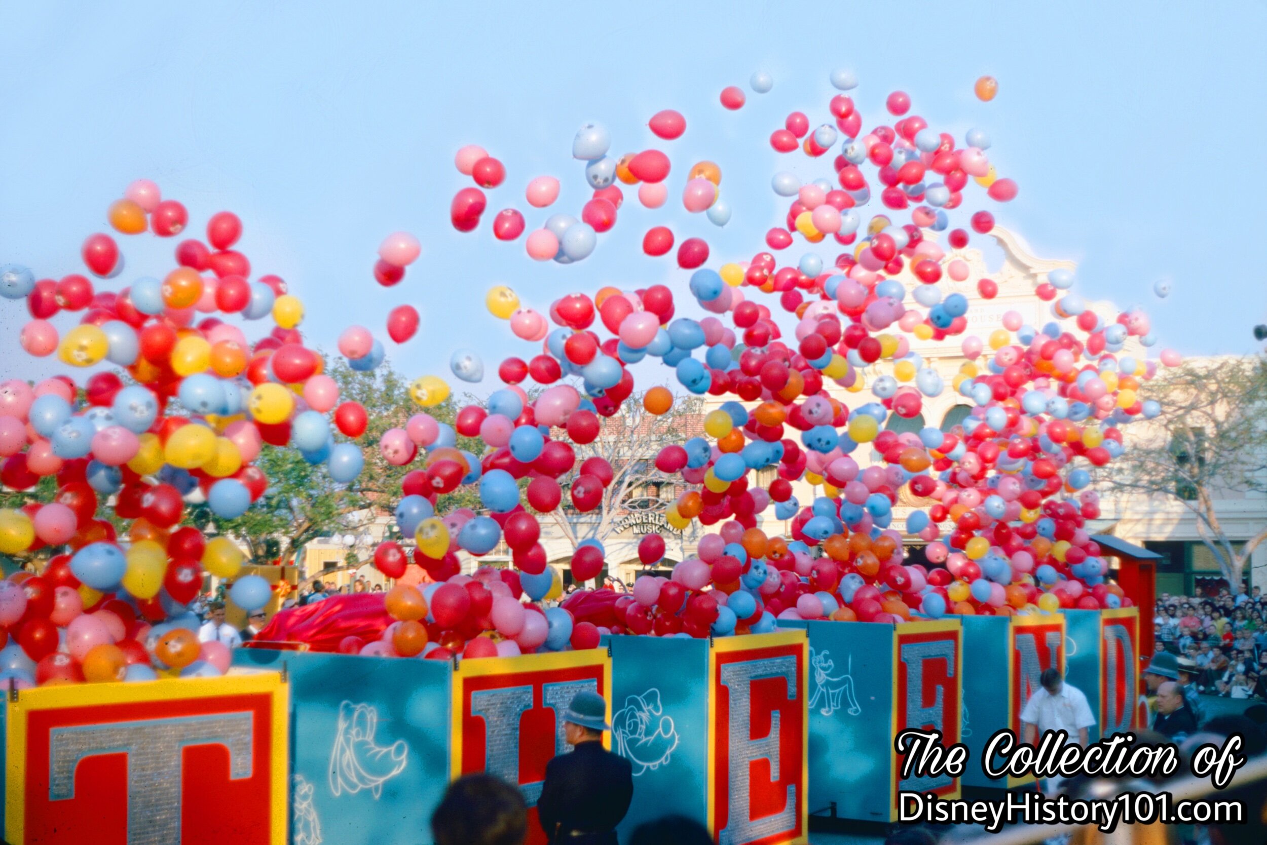 "Fantasy on Parade" Balloon Blocks, (1965)