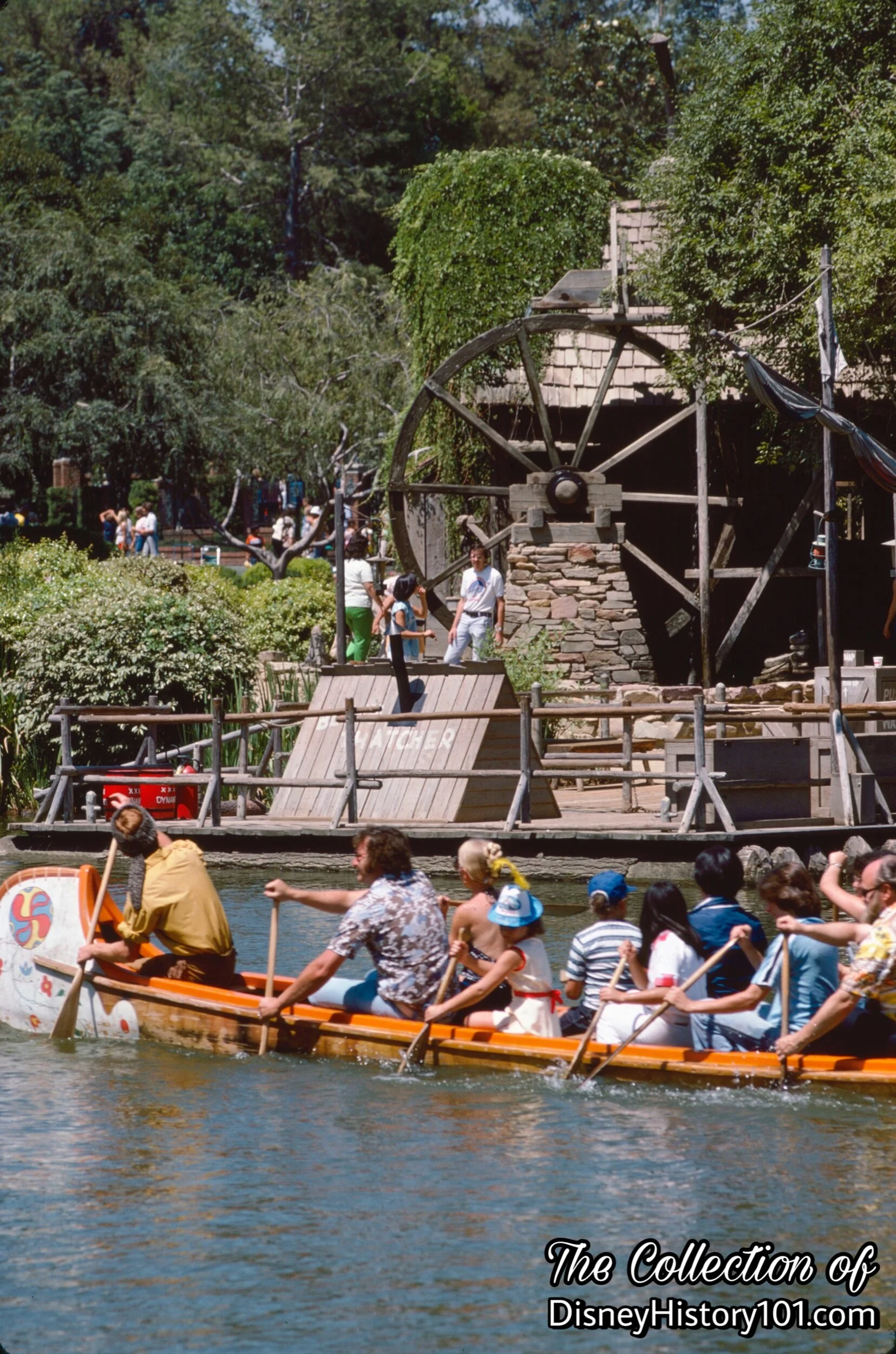Davy Crockett Explorer Canoe