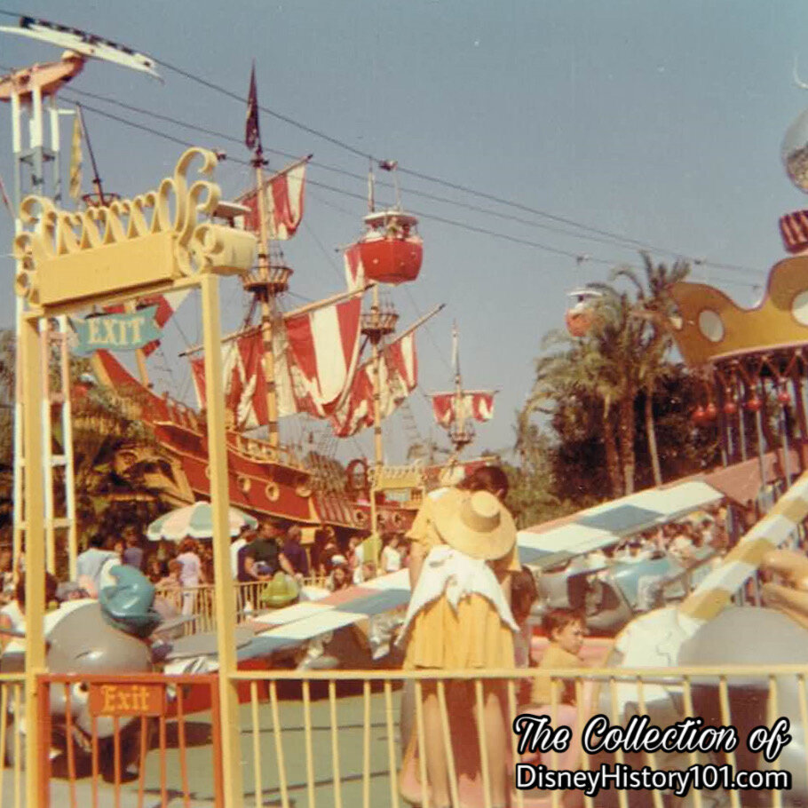 Dumbo Flying Elephants