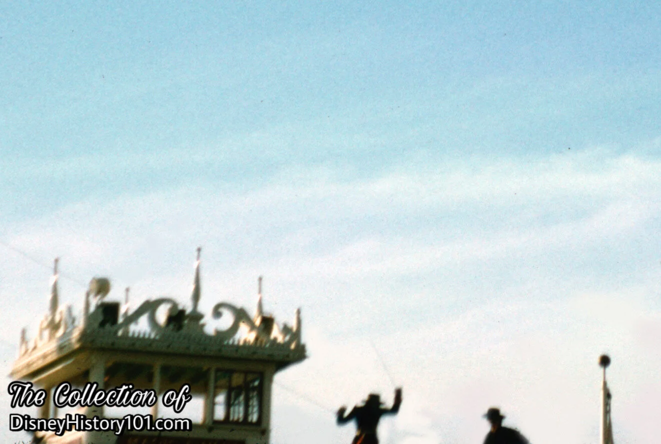 A quick glimpse of Zorro in Person, atop the Mark Twain.