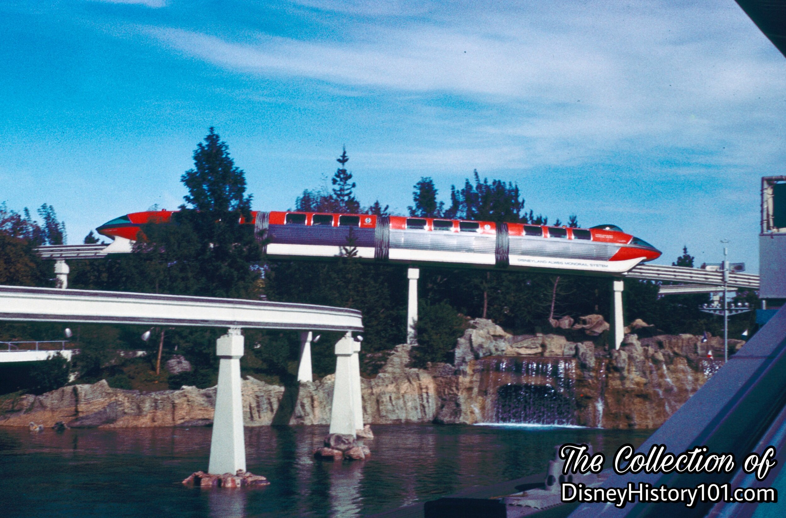REENTERING THE PARK AND TOMORROWLAND SEGMENT - Monorail Mark II Red, (1965)