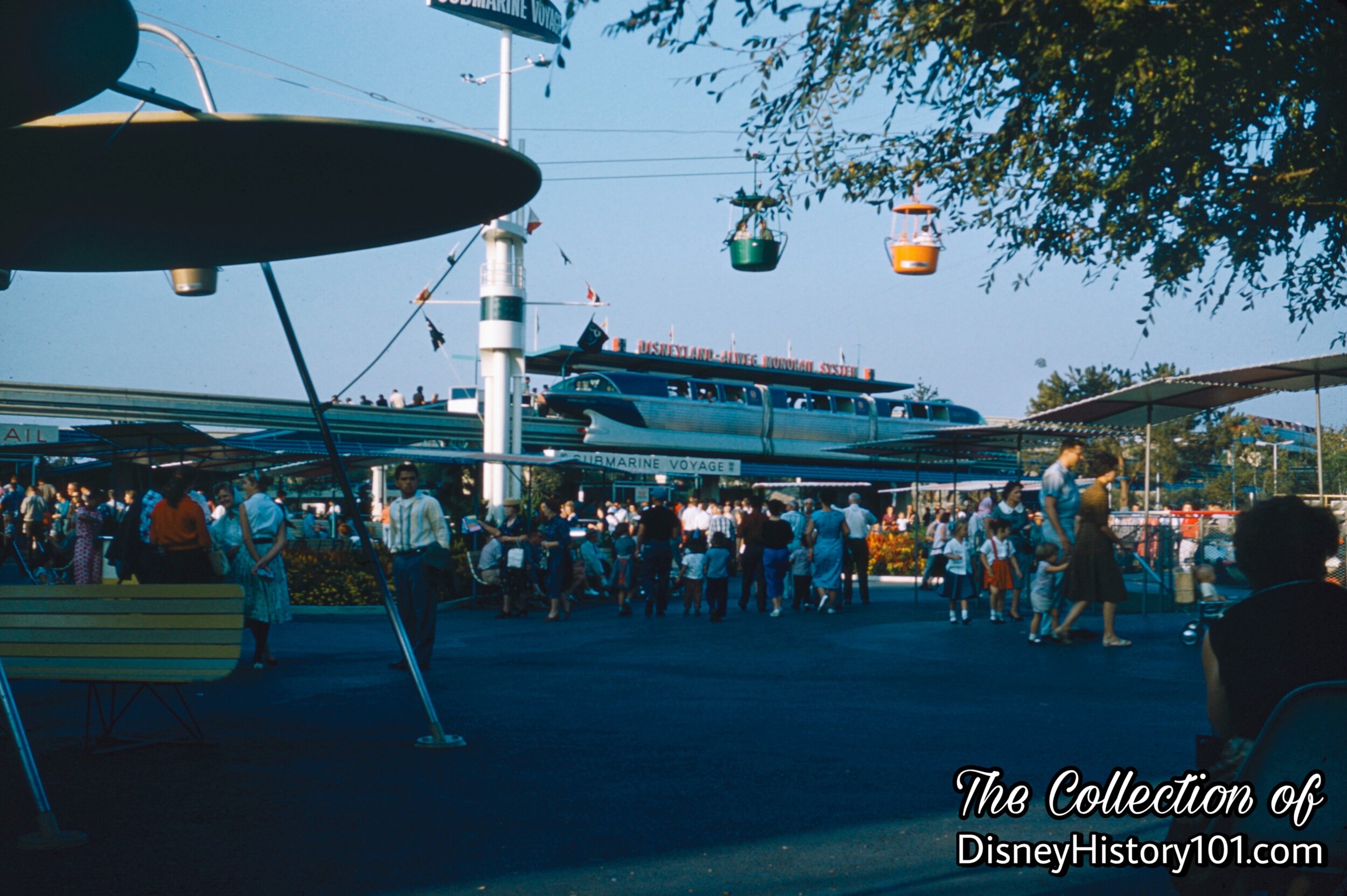 Disneyland-ALWEG Monorail Mark I Blue