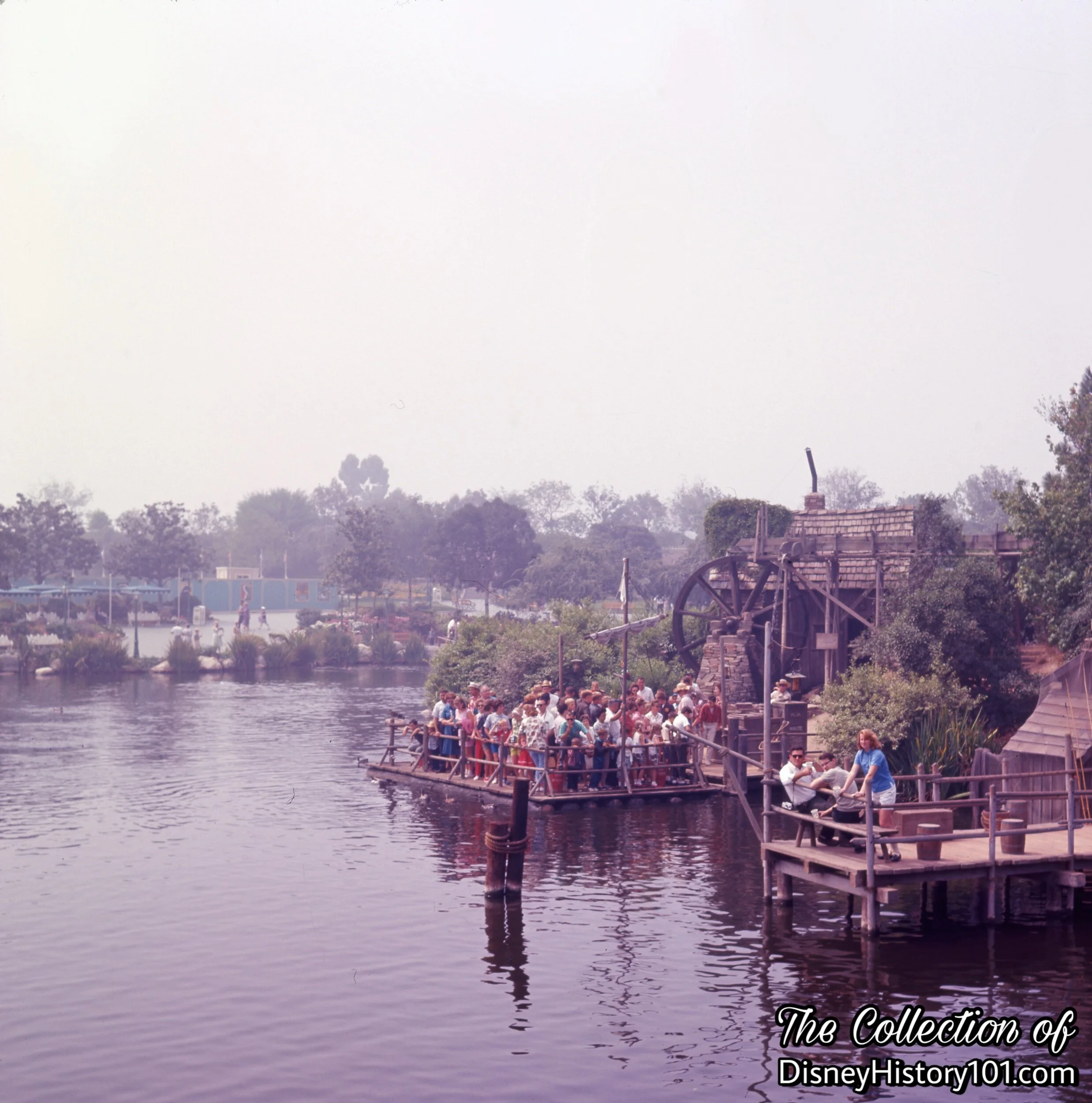 Rafts to Tom Sawyer Island