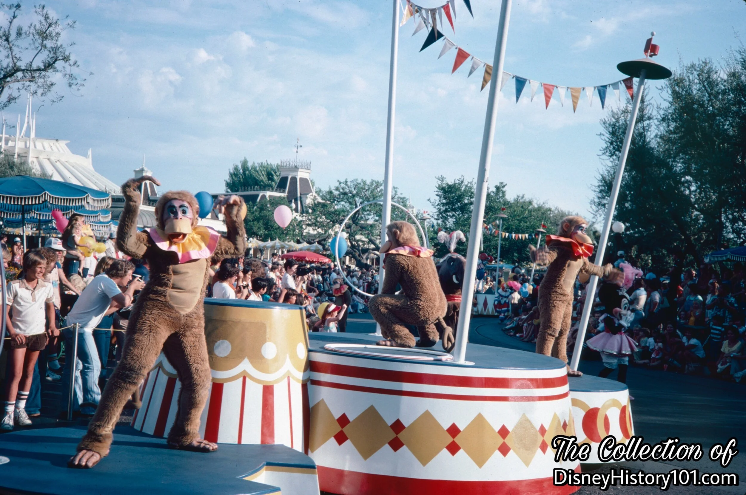 Dumbo's Circus Parade 