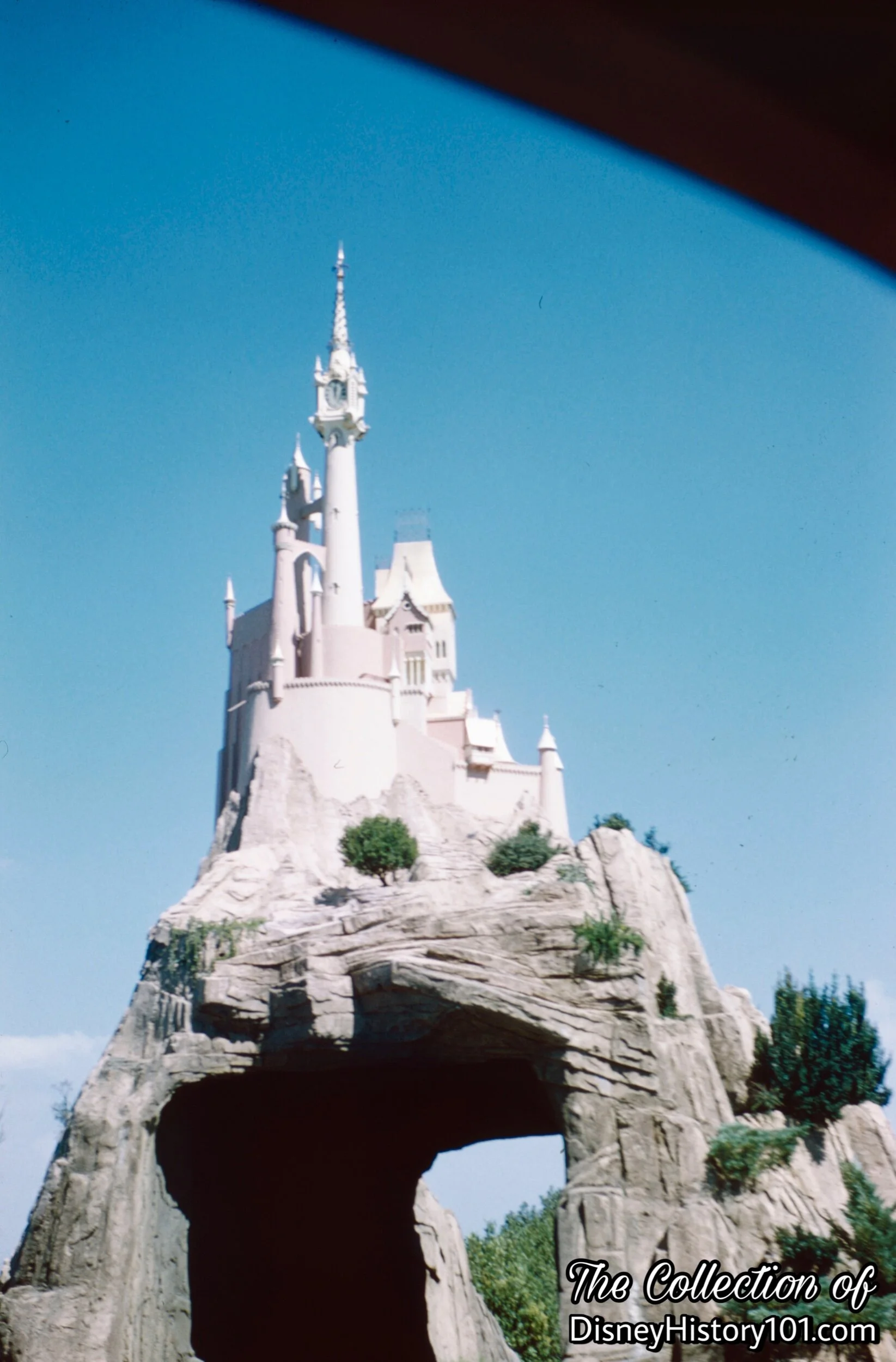 Tunnel through the RockWork under Cinderella's Castle