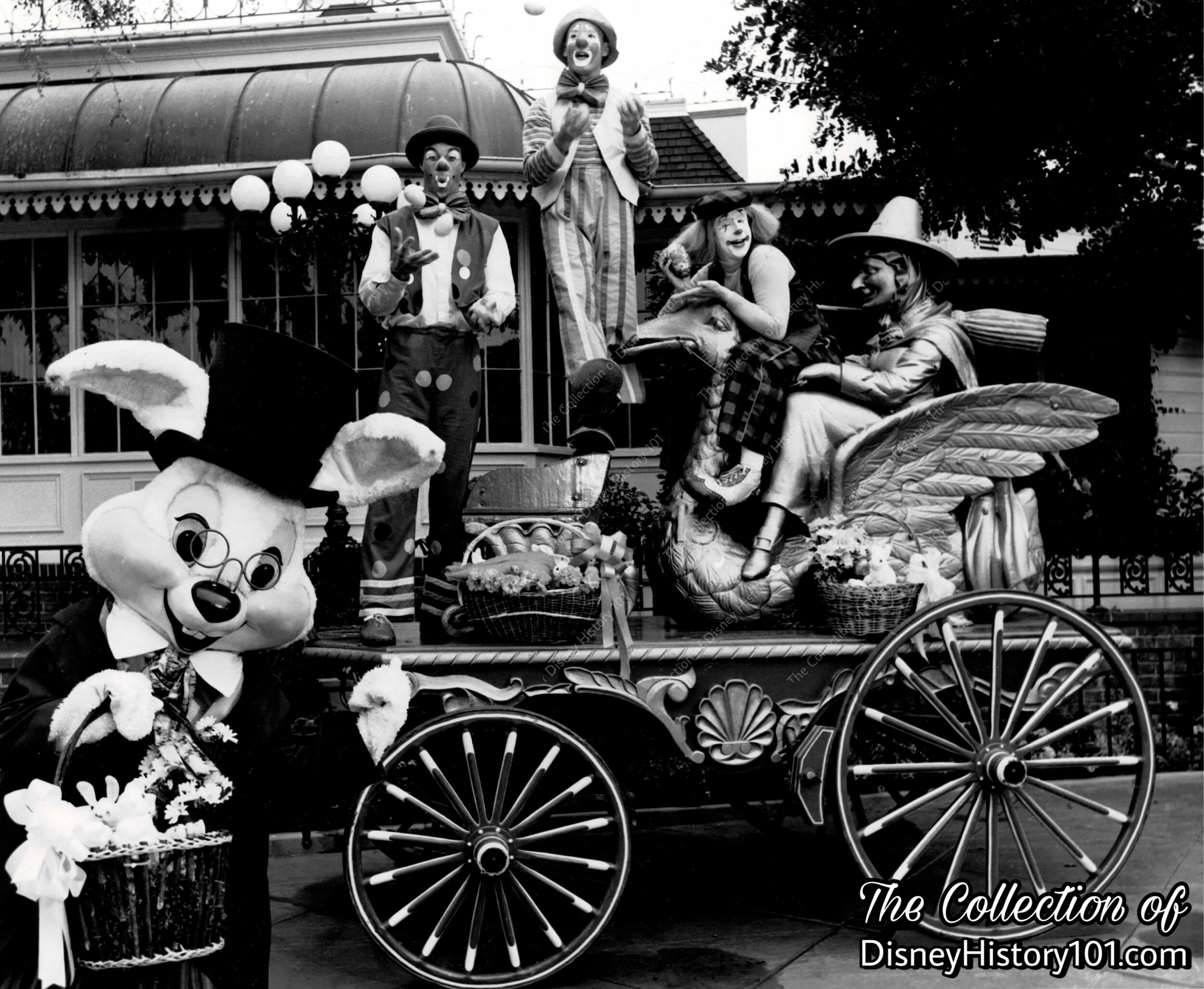 An Unidentified Circus Wagon utilized in an Old Fashioned Easter Parade Promotion