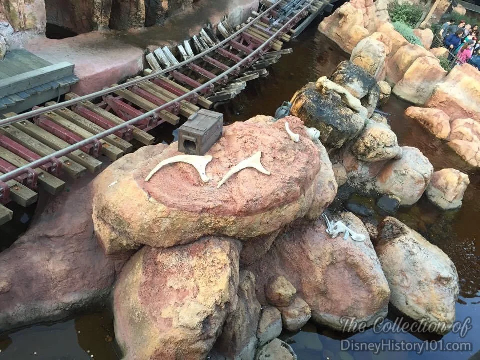 Big Thunder Mountain Railroad Dinosaur Gap