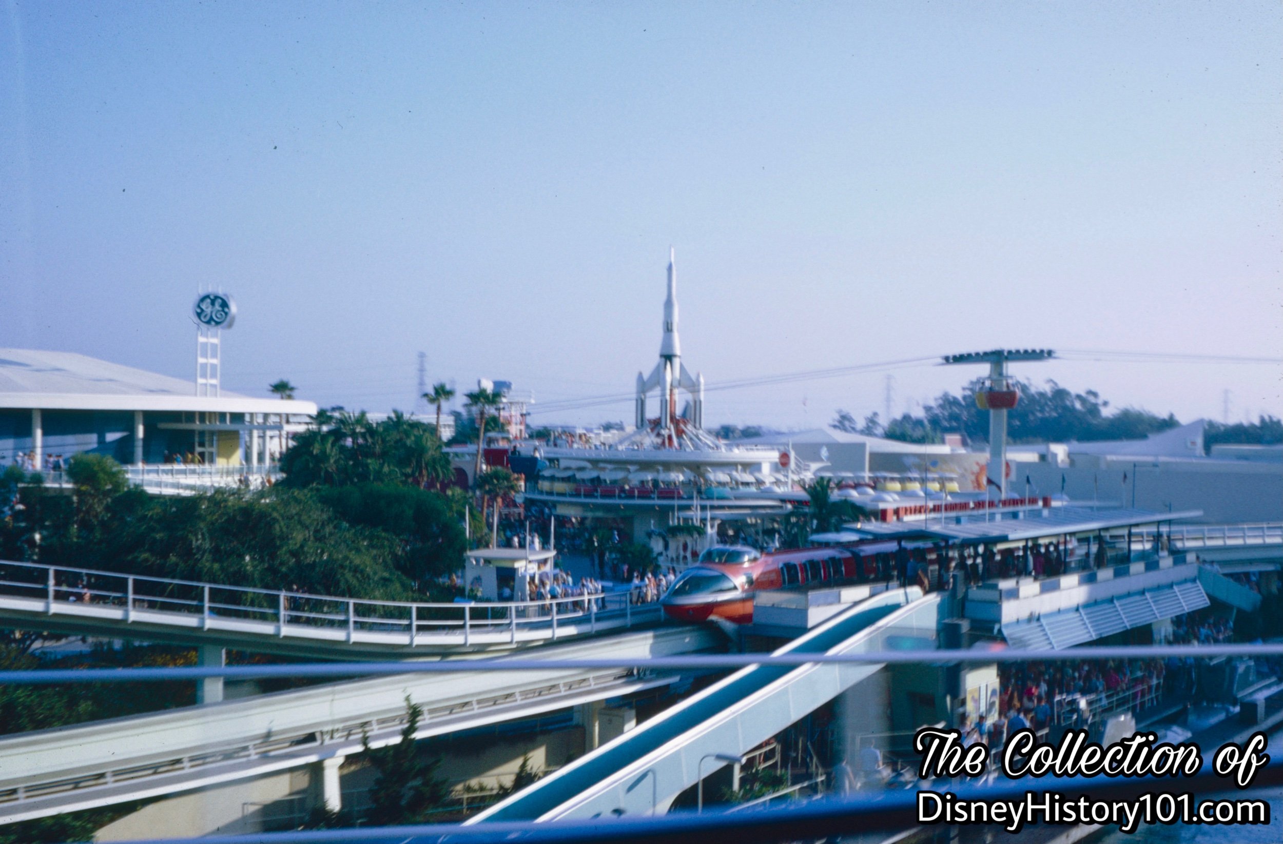 REENTERING THE PARK AND TOMORROWLAND SEGMENT - Monorail Mark III Red
