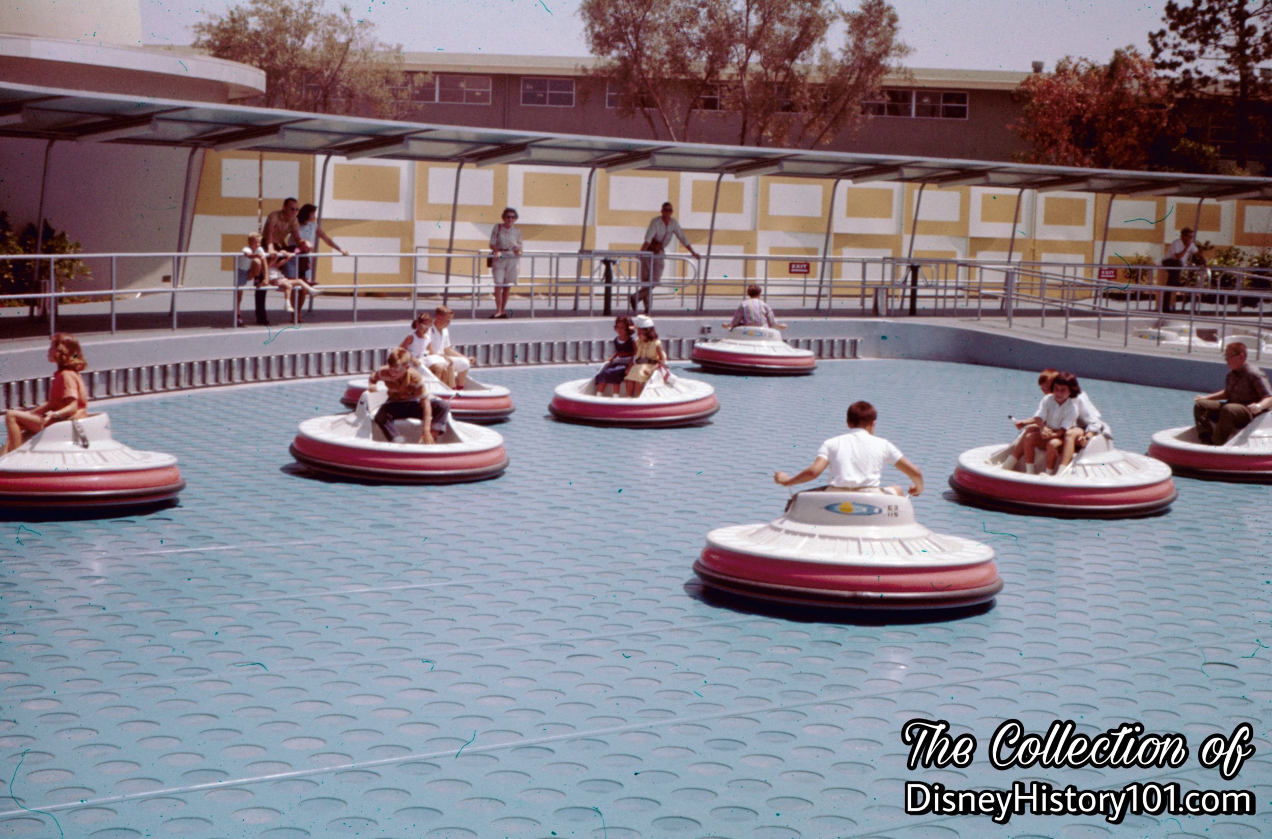 Flying Saucers at the Disneyland Spaceport