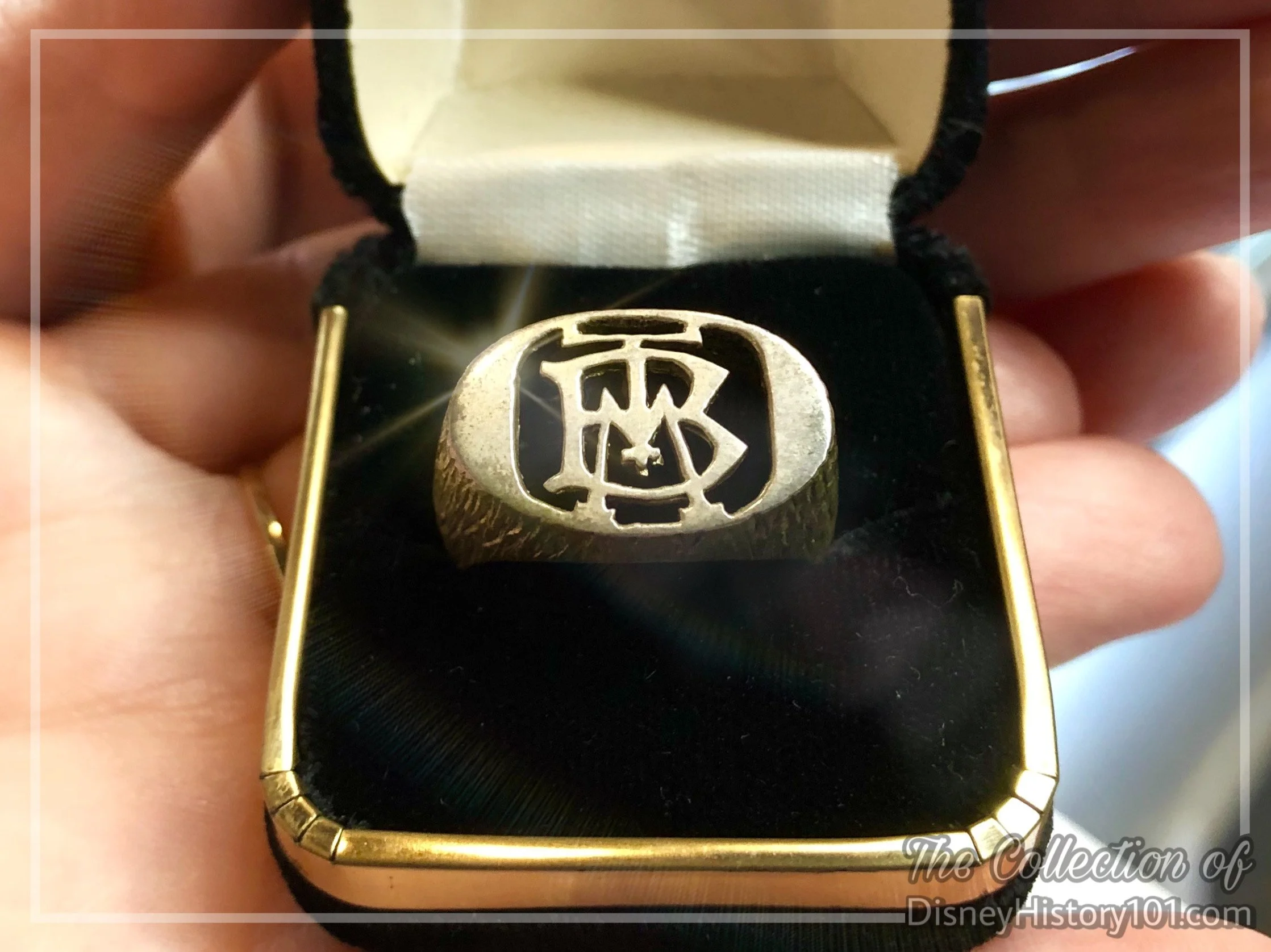 A commemorative ring for Cast Members.