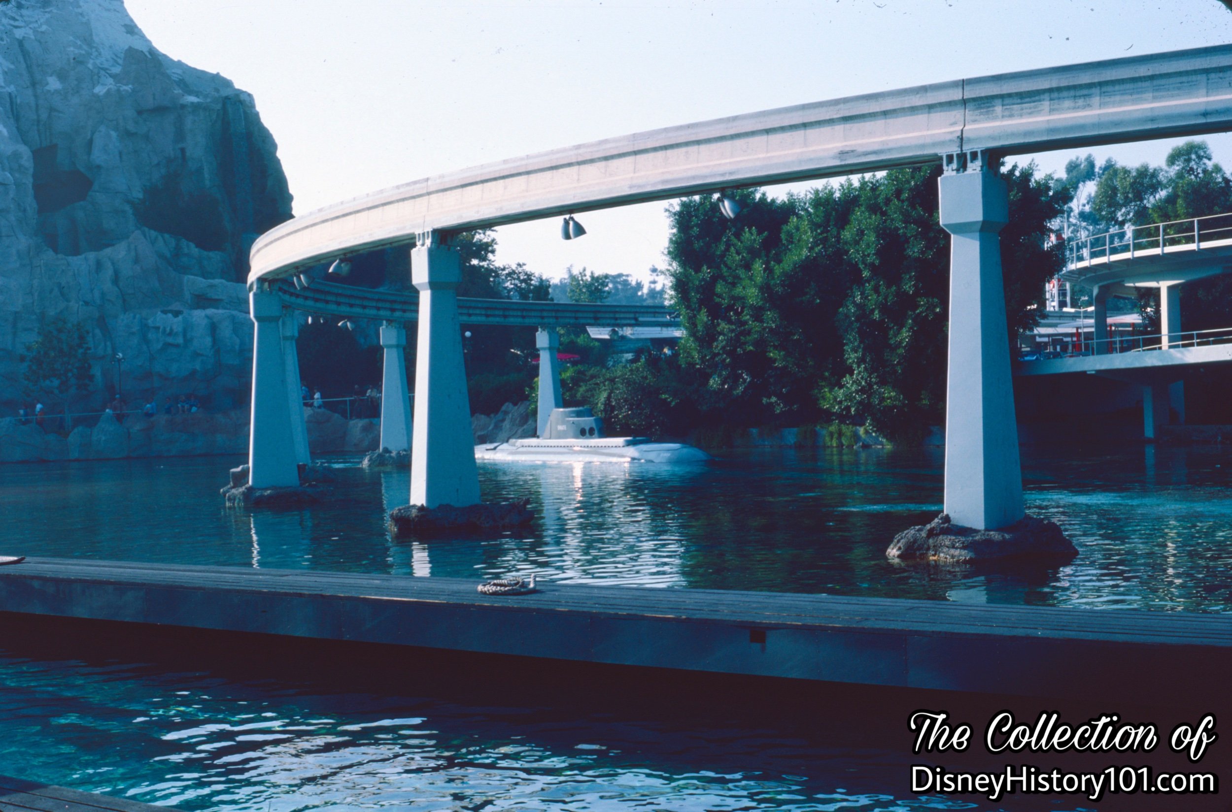 REENTERING THE PARK AND TOMORROWLAND SEGMENT