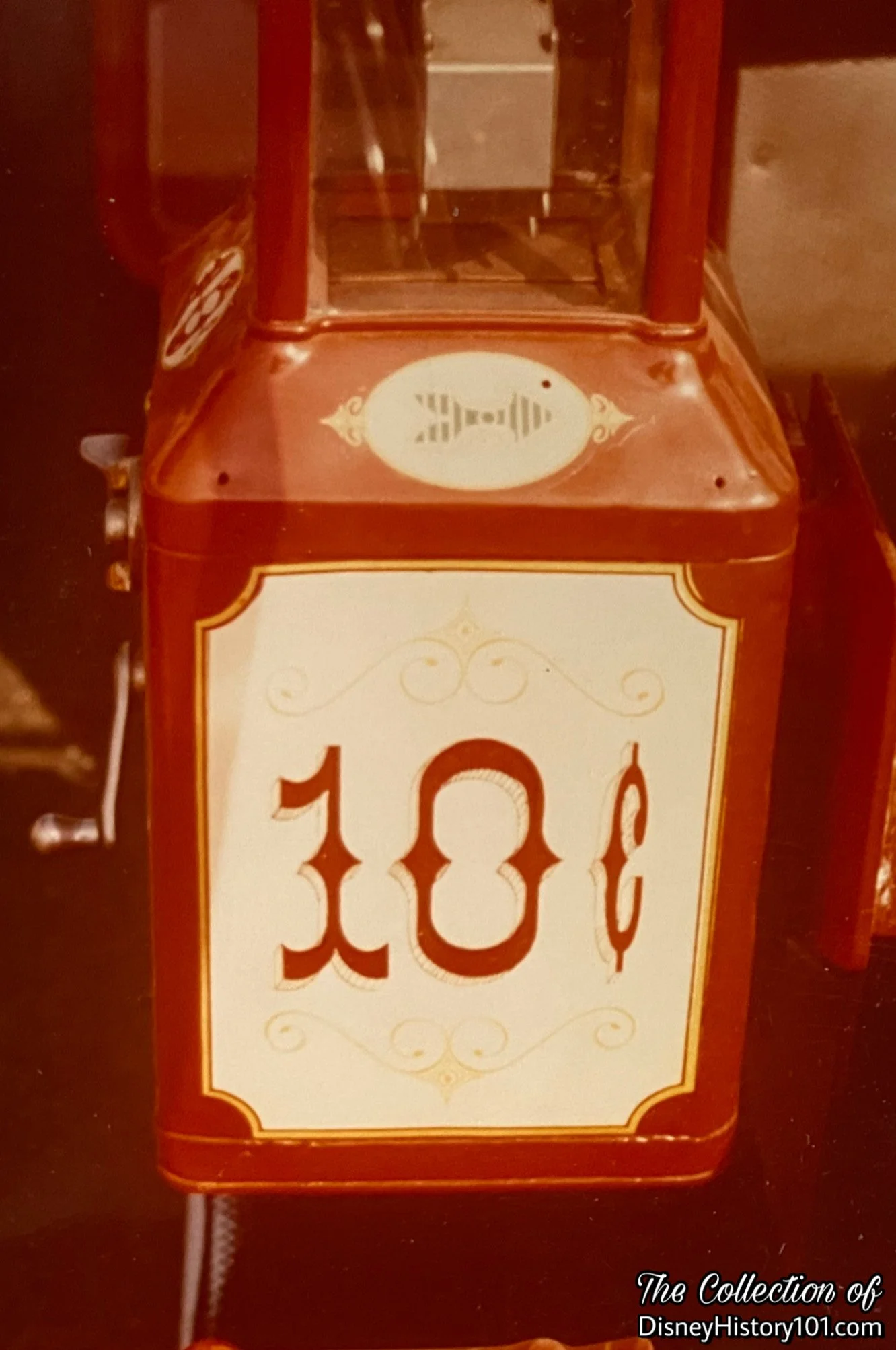 Disneyland Documentational Image focusing on the “Disneyland Transportation Co.” signage on the Horseless Carriage.