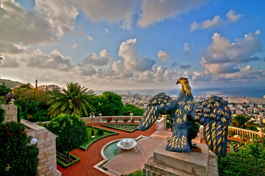 Opportunities to serve at the Bahá’í World Centre