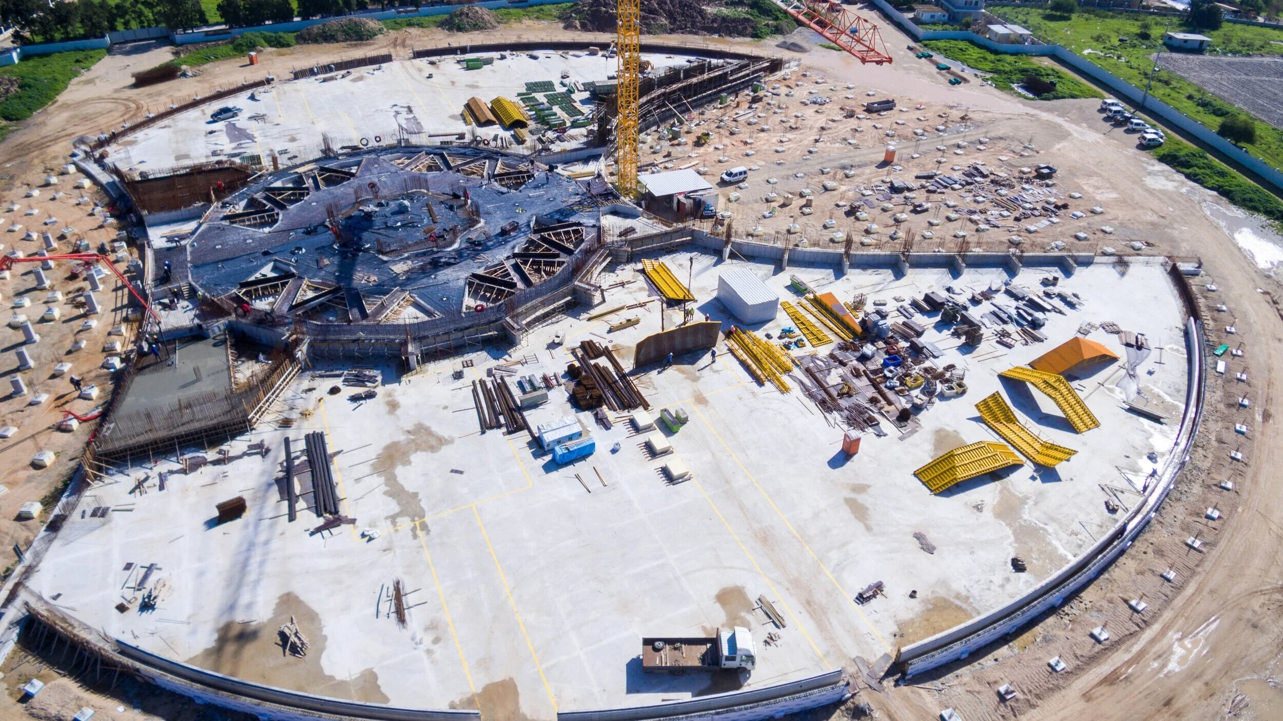 Shrine of ‘Abdu’l-Bahá : First steps taken to raise walls of central plaza
