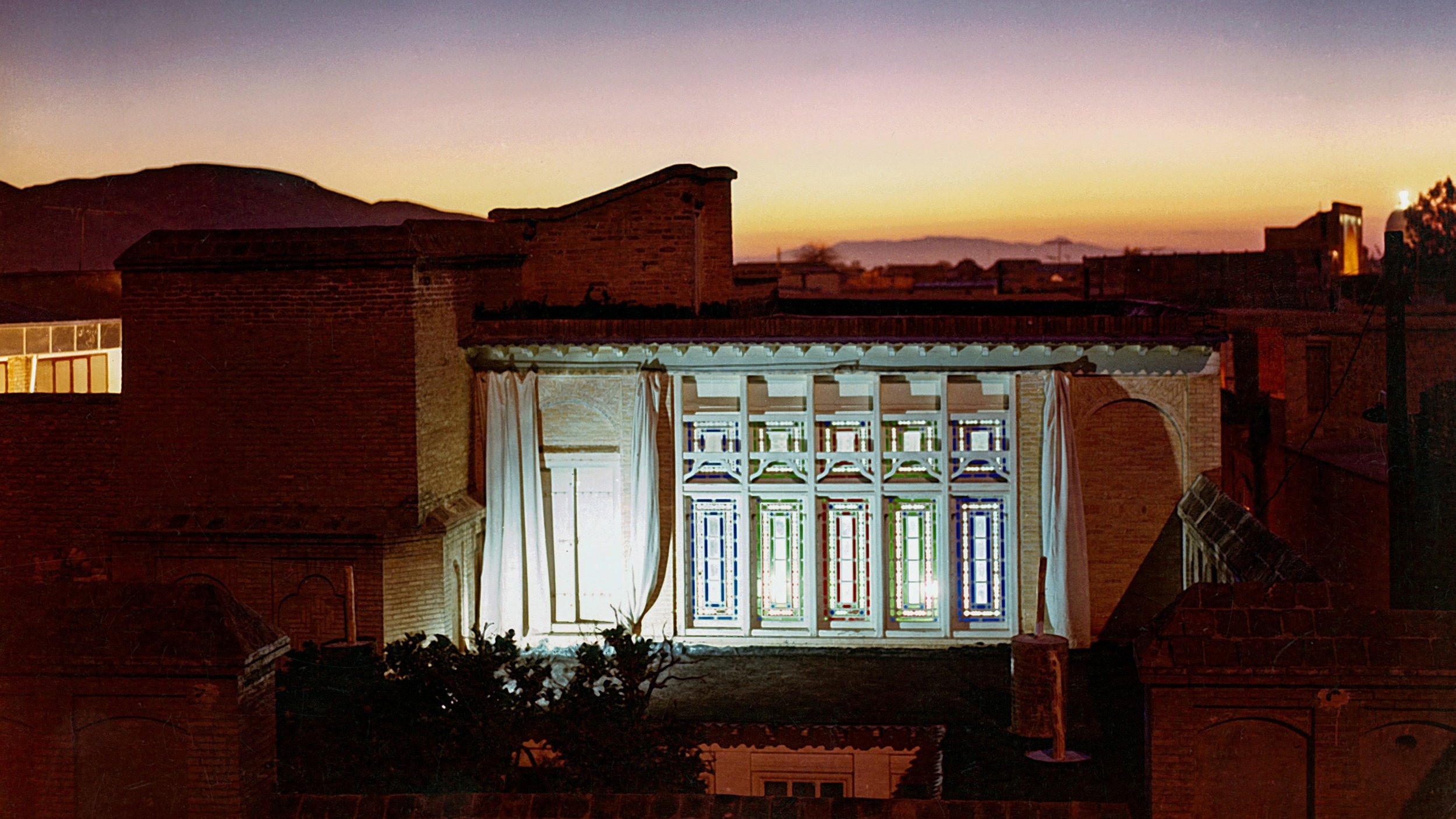 ‘Dazzling splendour’ of the Declaration of the Báb