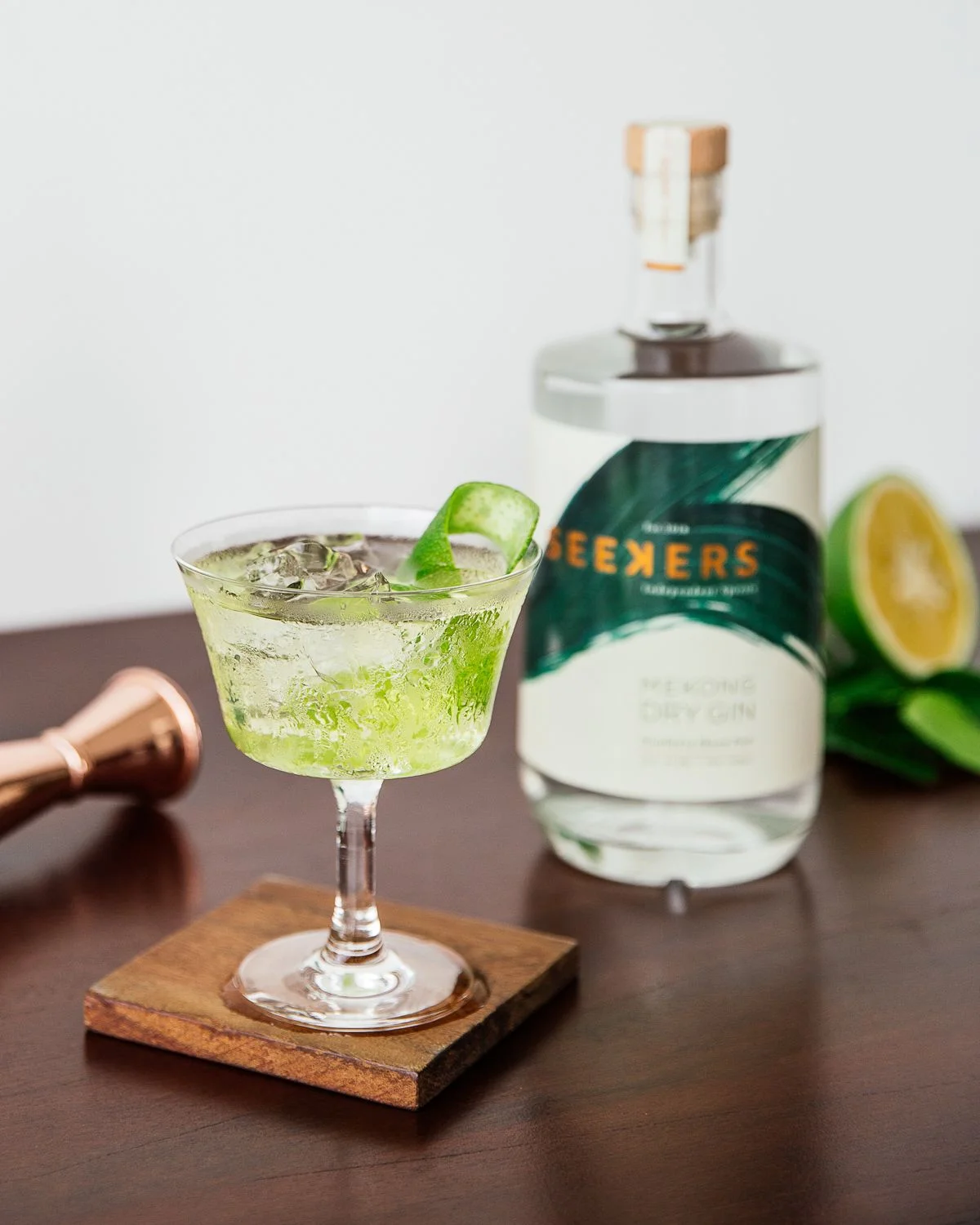 seekers-white-negroni-recipe-main.jpg