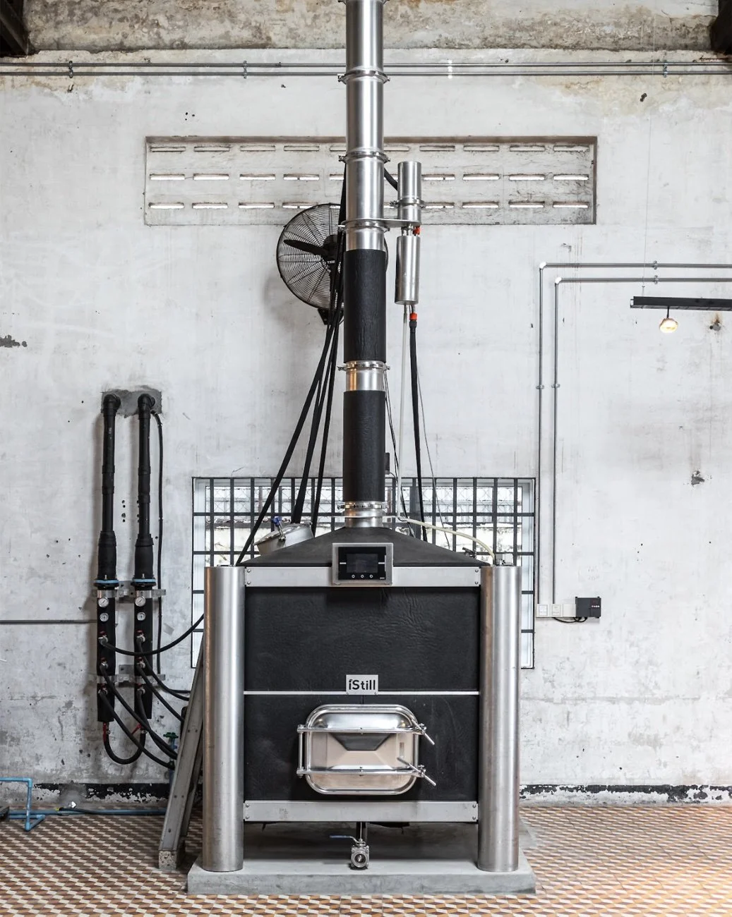 The 2000L iSTILL at the Seekers distillery