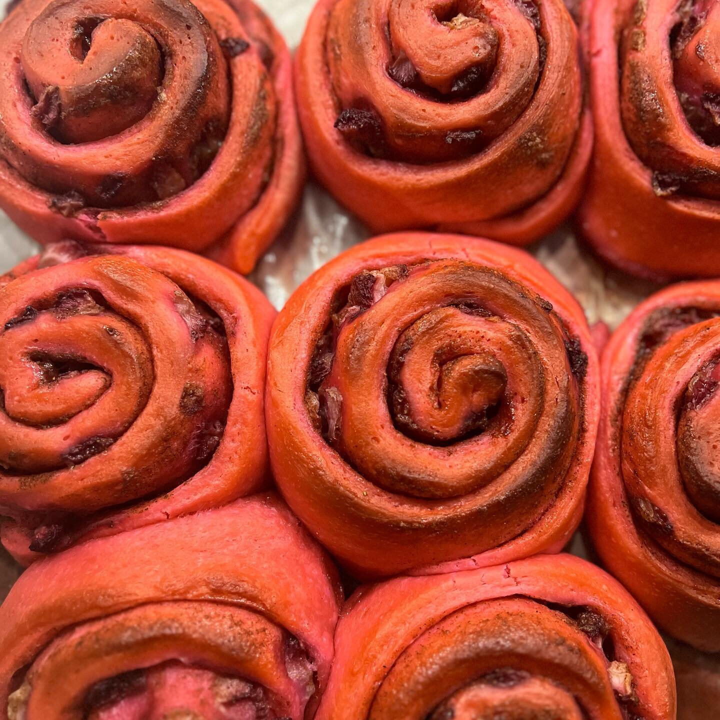 I&rsquo;m very excited about our new strawberry cinnamon rolls&hellip; first of all they are pink !!! And they are full of strawberry goodness baked inside and then frosted with a strawberry cream cheese icing. 
_______________
Our cinnamon rolls are