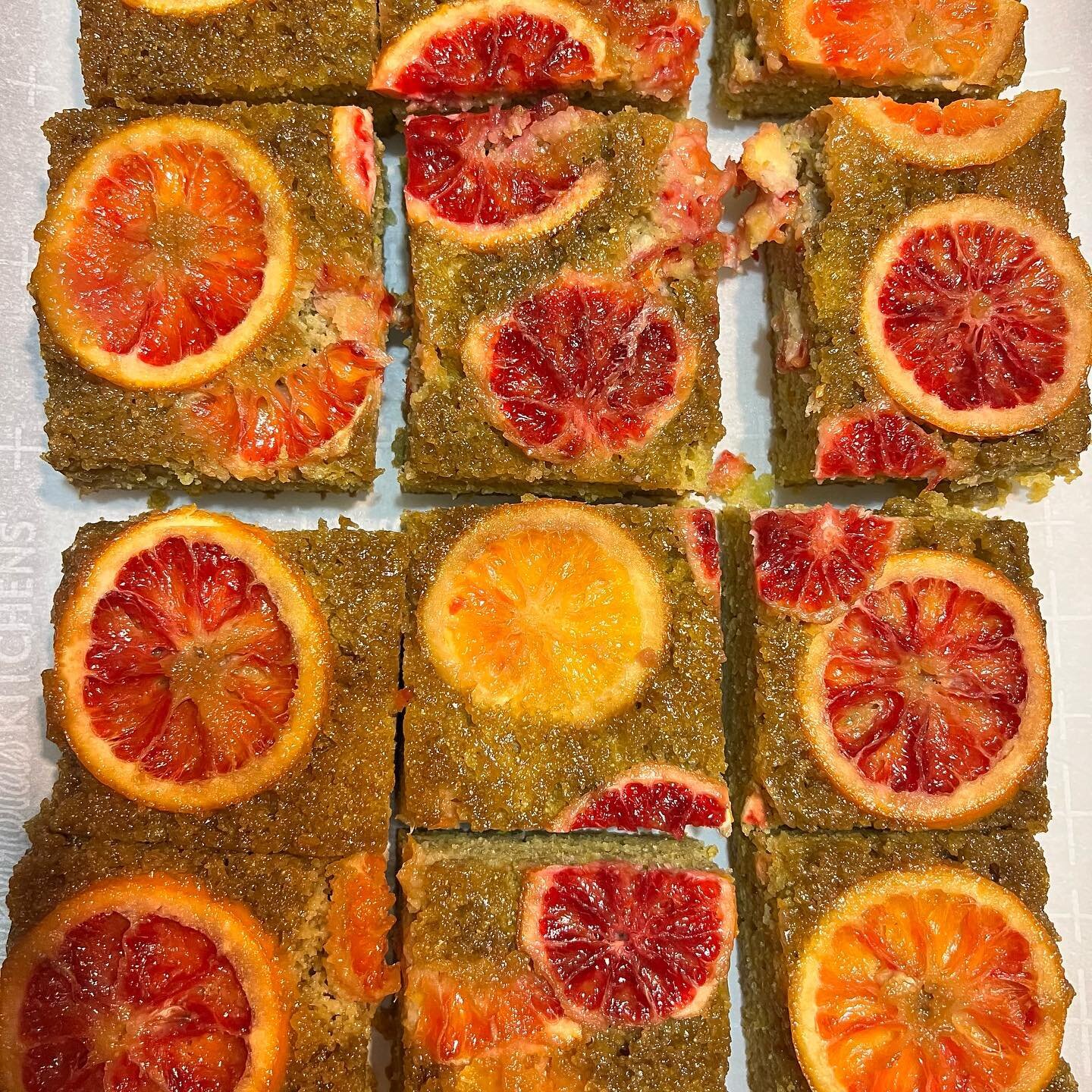 MorTing 🥰👋🏿 &hellip; y&rsquo;all know it&rsquo;s blood orange season so please come grab a slice of this Olive oil Blood Orange Polenta cake available today at the @cityhallfarmersmarket &hellip; #nofilterneeded #mwokaji #mwokajicakery #cityhallba