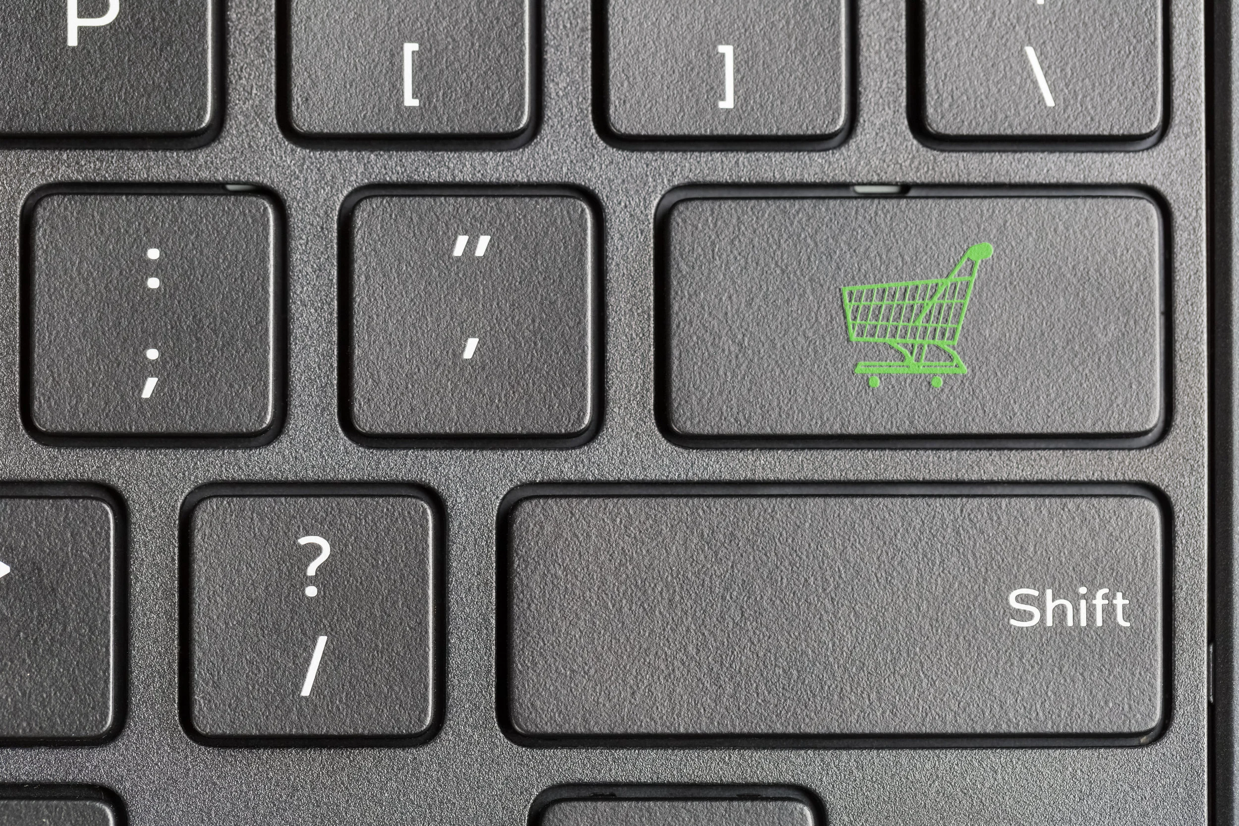 shopping-cart-icon-on-computer-keyboard-PKRKWB6.jpg