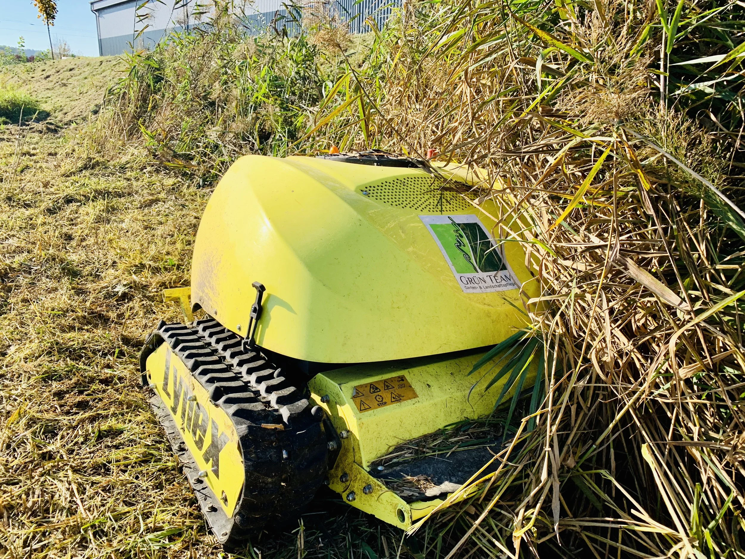 Mähraupe auf nicht tragfähigem Untergrund