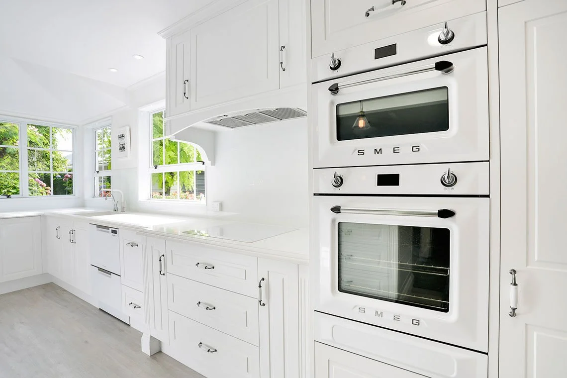 Design, Project Management, Doors, Windows, Kitchens, Bathrooms, Custom Furniture, Stairs, Commercial, Storage Solutions, Aluminium Joinery, Benchtops 
  Cantwell Joinery