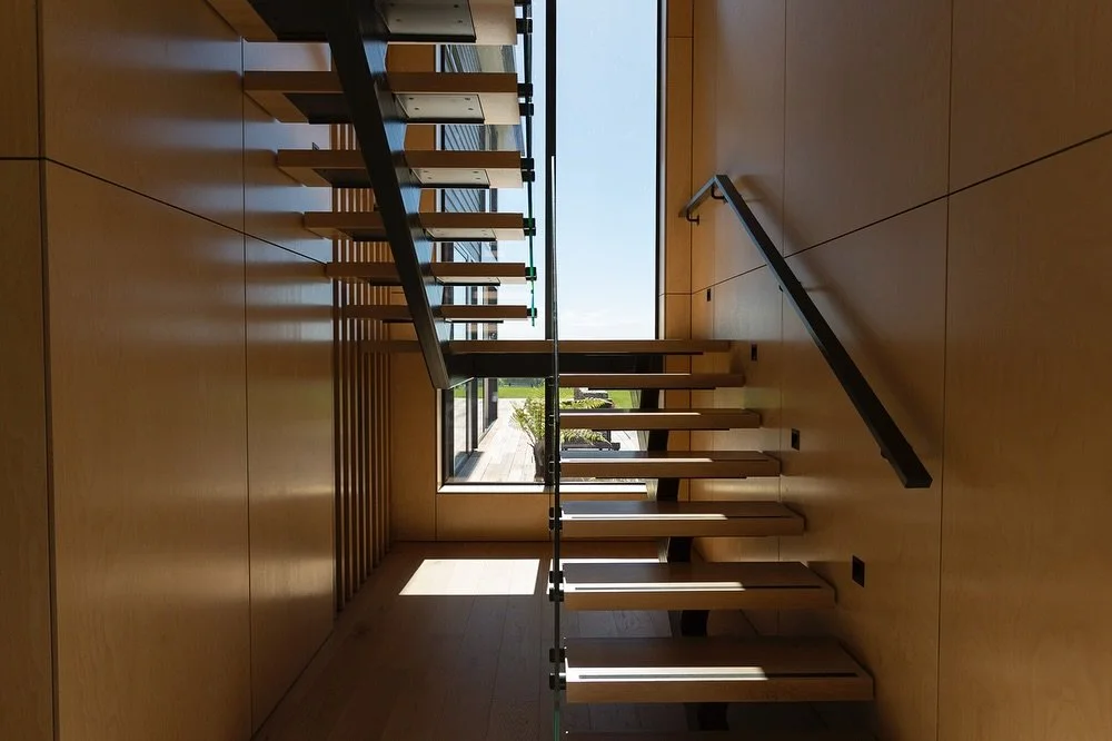 Design, Project Management, Doors, Windows, Kitchens, Bathrooms, Custom Furniture, Stairs, Commercial, Storage Solutions,
Benchtops 
 ITM Joinery