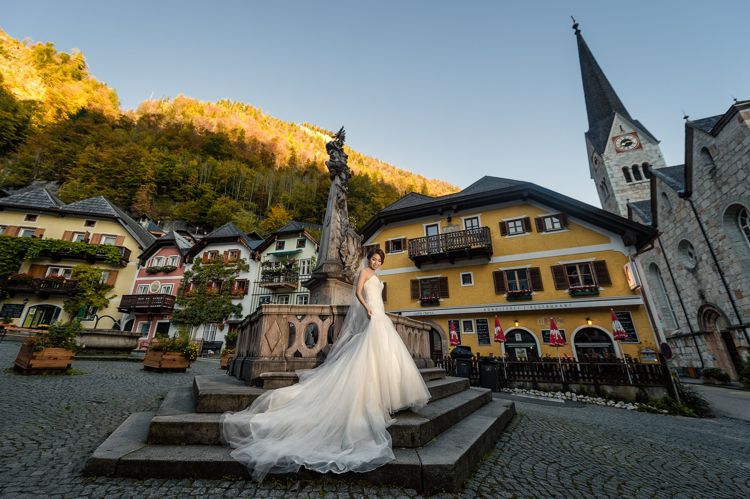 Clarence&Serene_Hallstatt_010.jpg